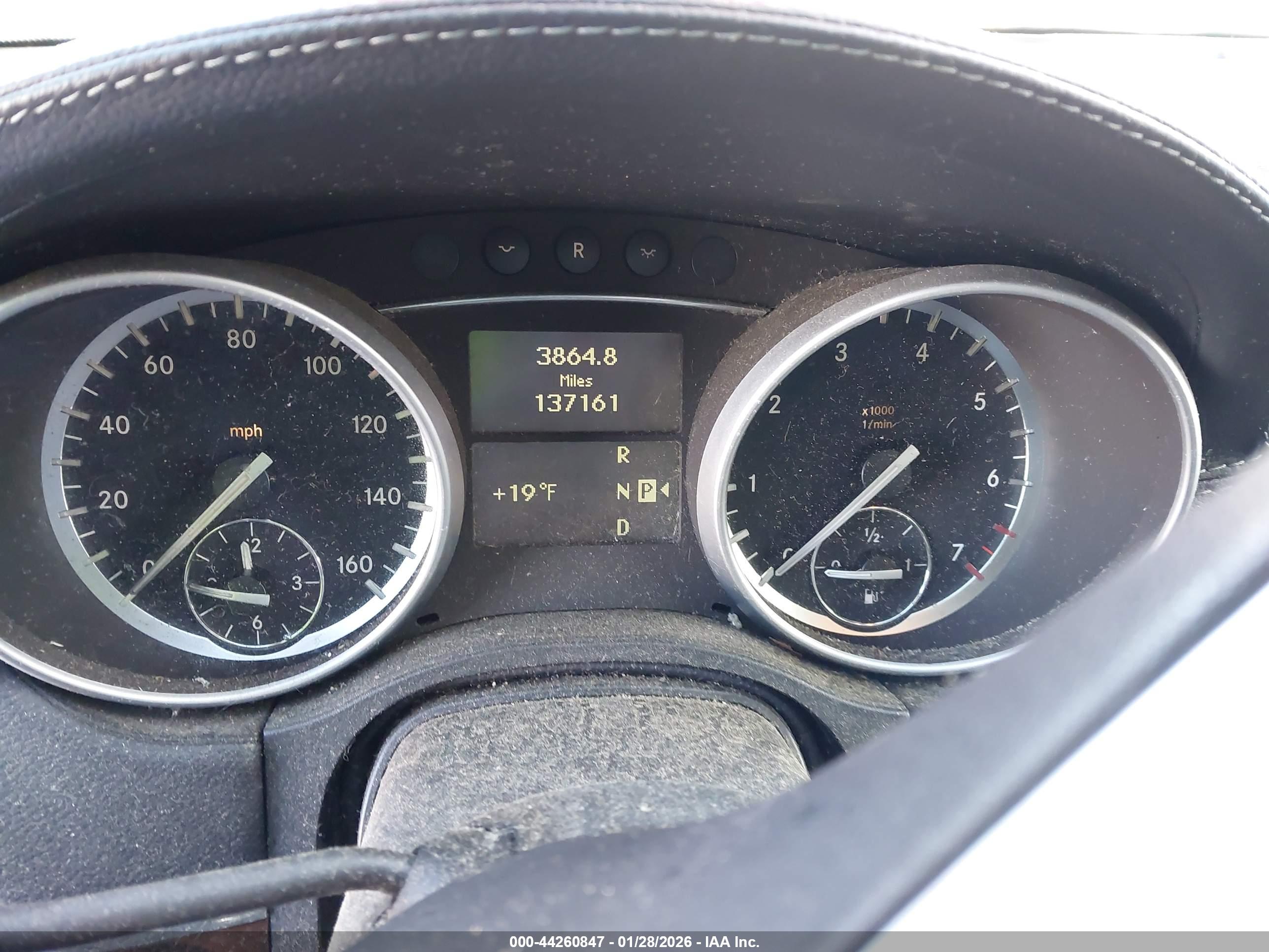 MERCEDES-BENZ GL image 7