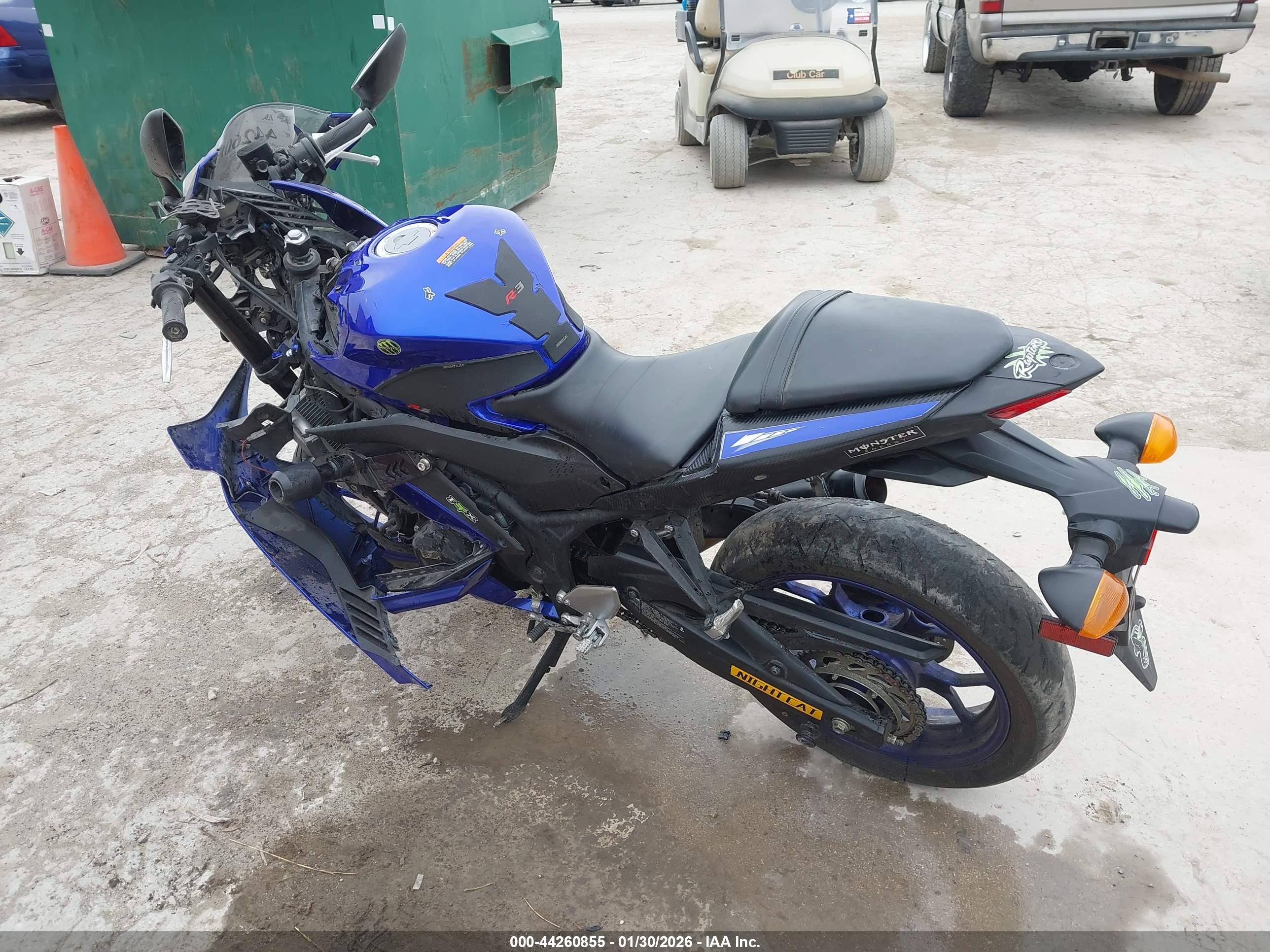 YAMAHA YZFR3 image 3