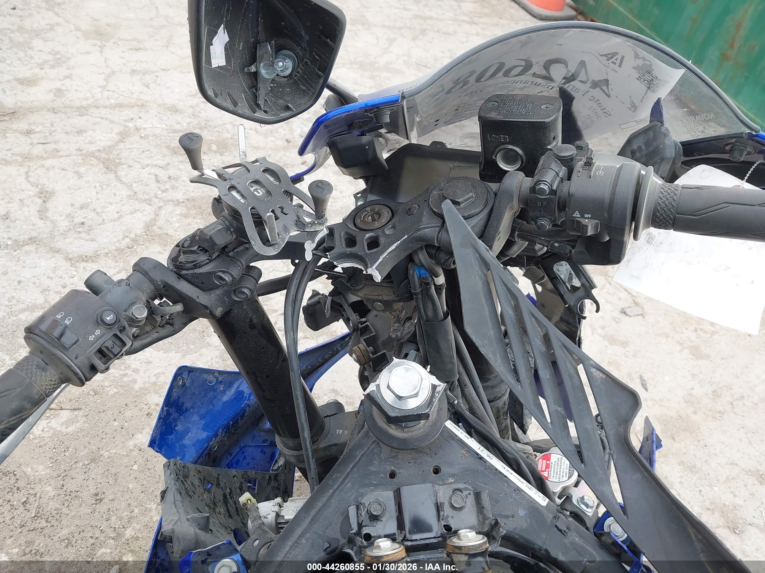YAMAHA YZFR3 image 7