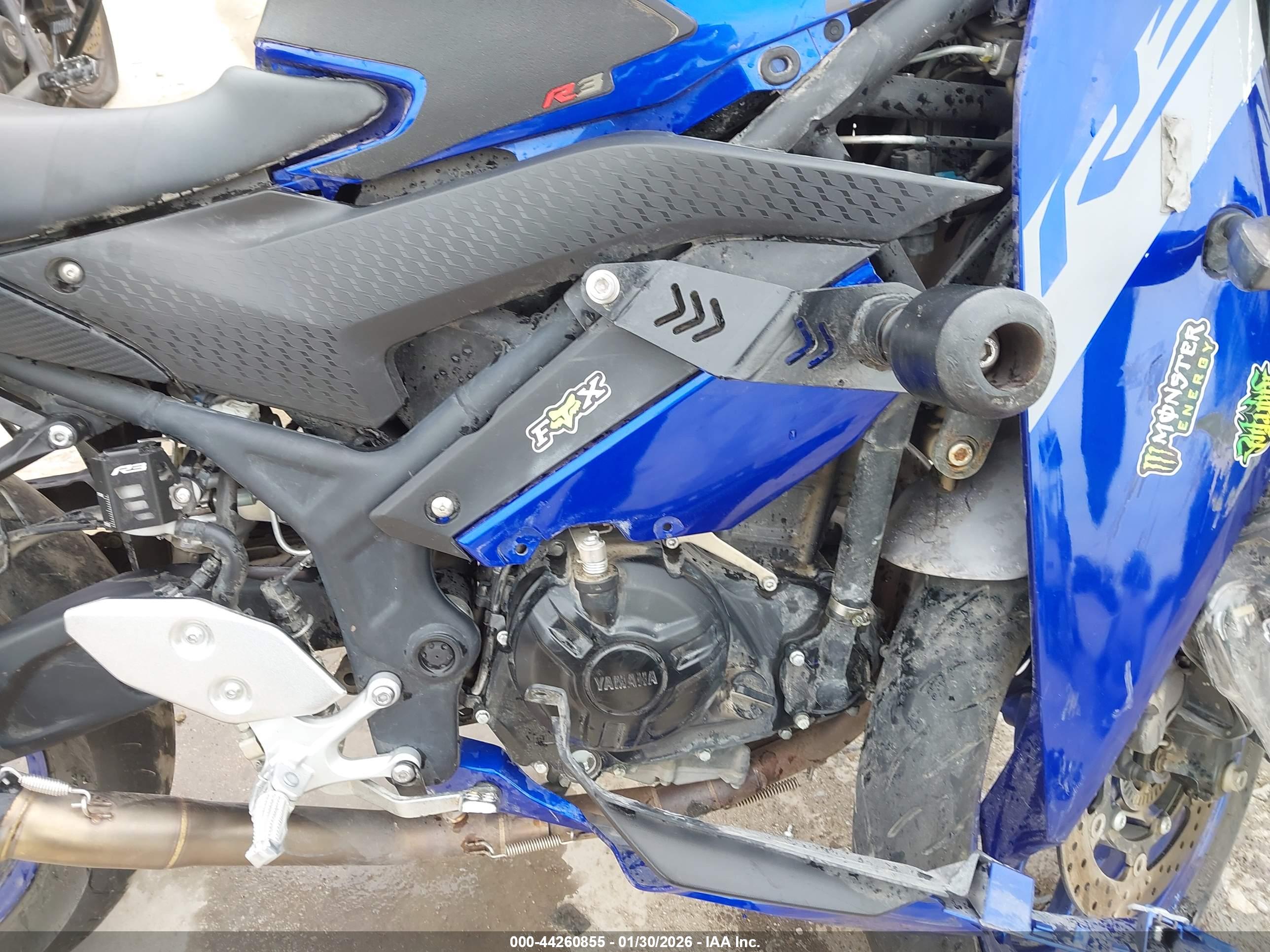 YAMAHA YZFR3 image 8