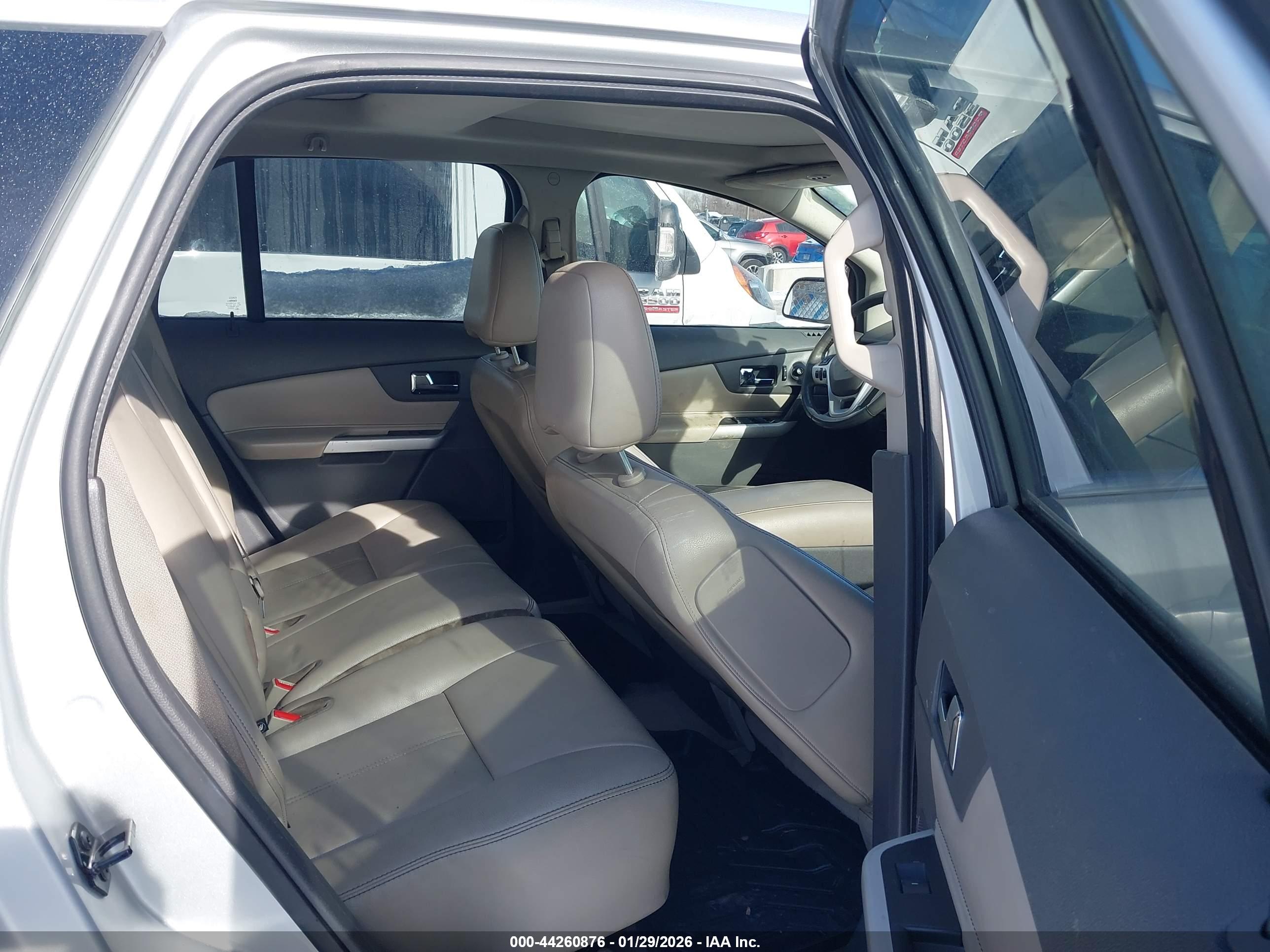 FORD EDGE image 8