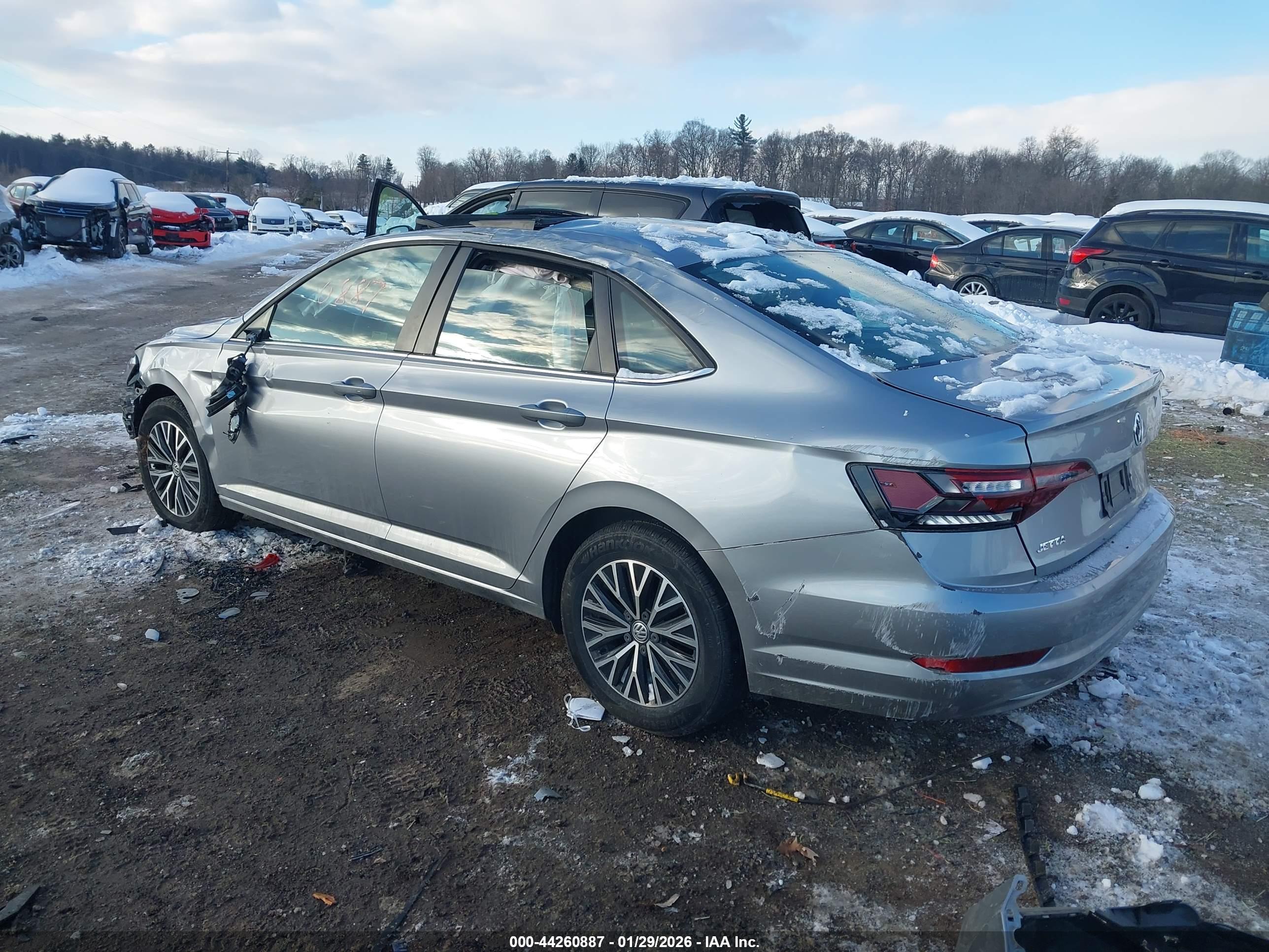 VOLKSWAGEN JETTA image 3