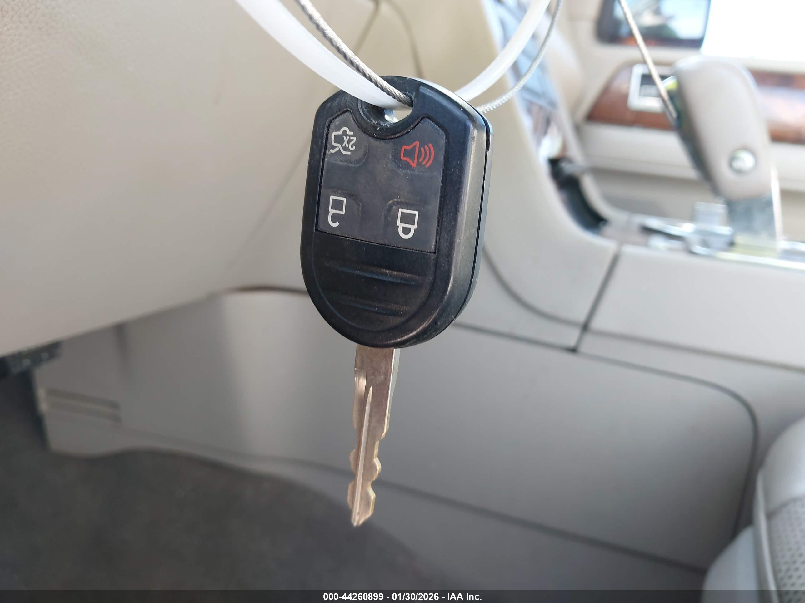 LINCOLN NAVIGATOR image 11