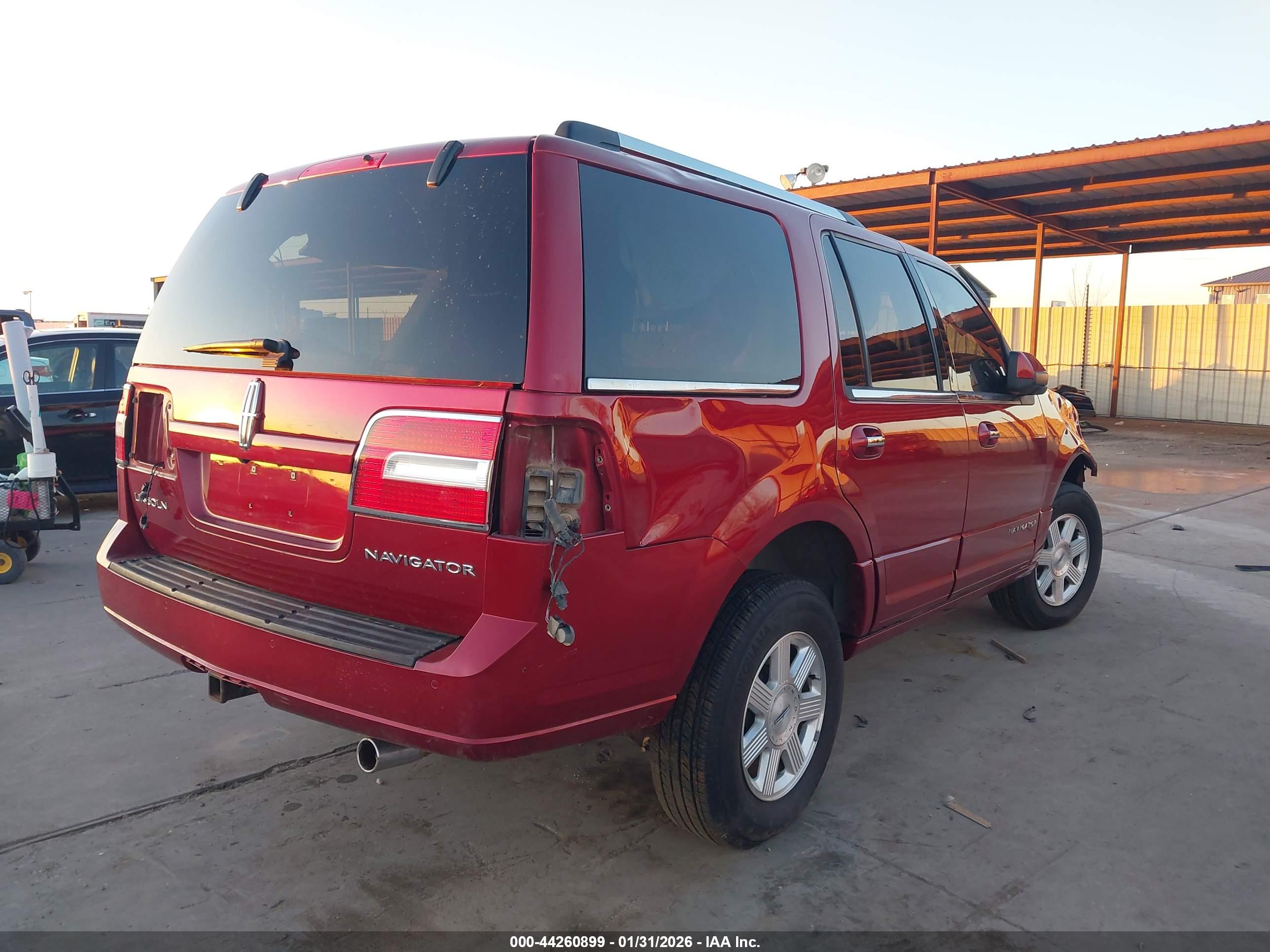 LINCOLN NAVIGATOR image 4