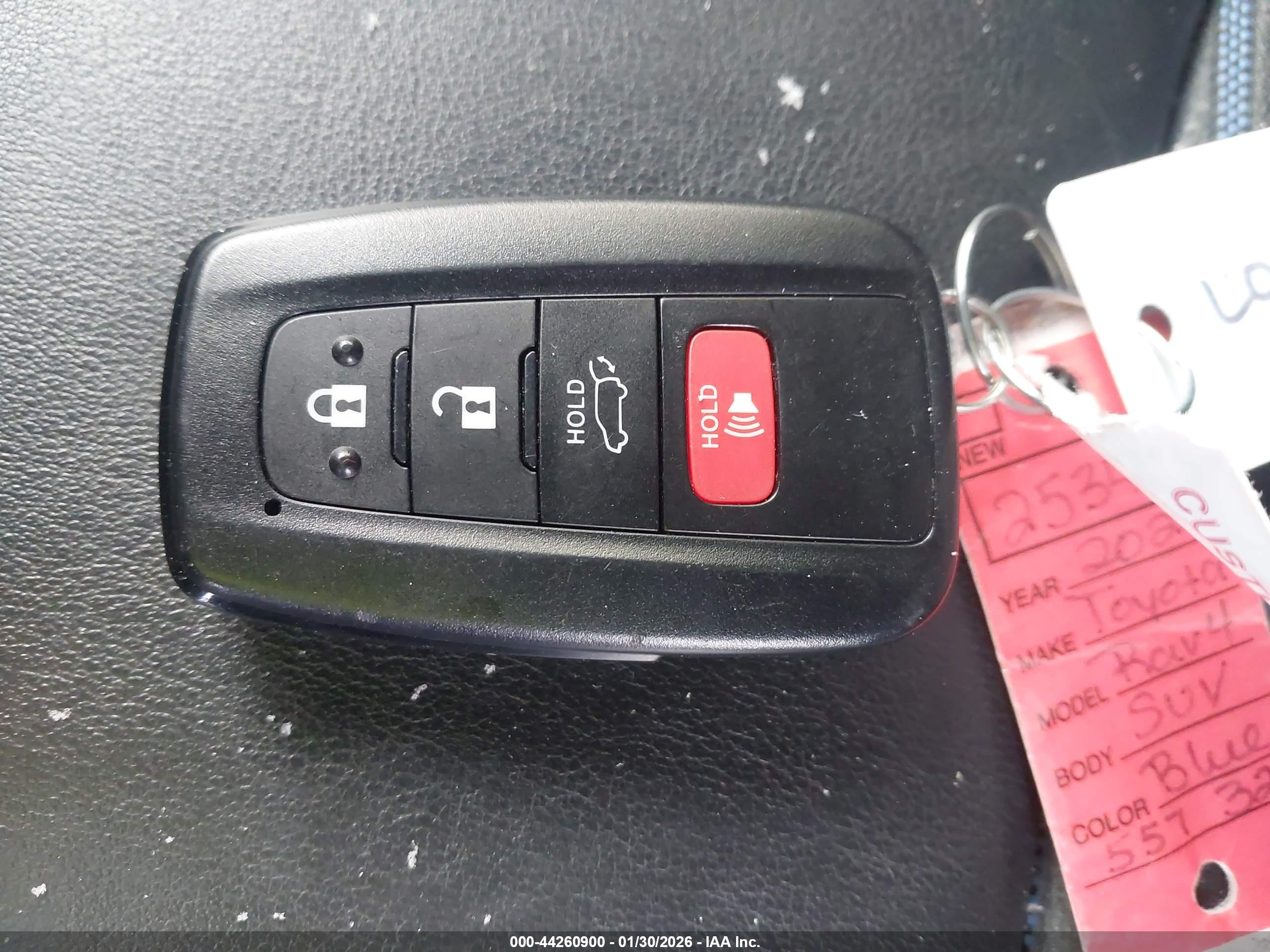TOYOTA RAV4 image 11