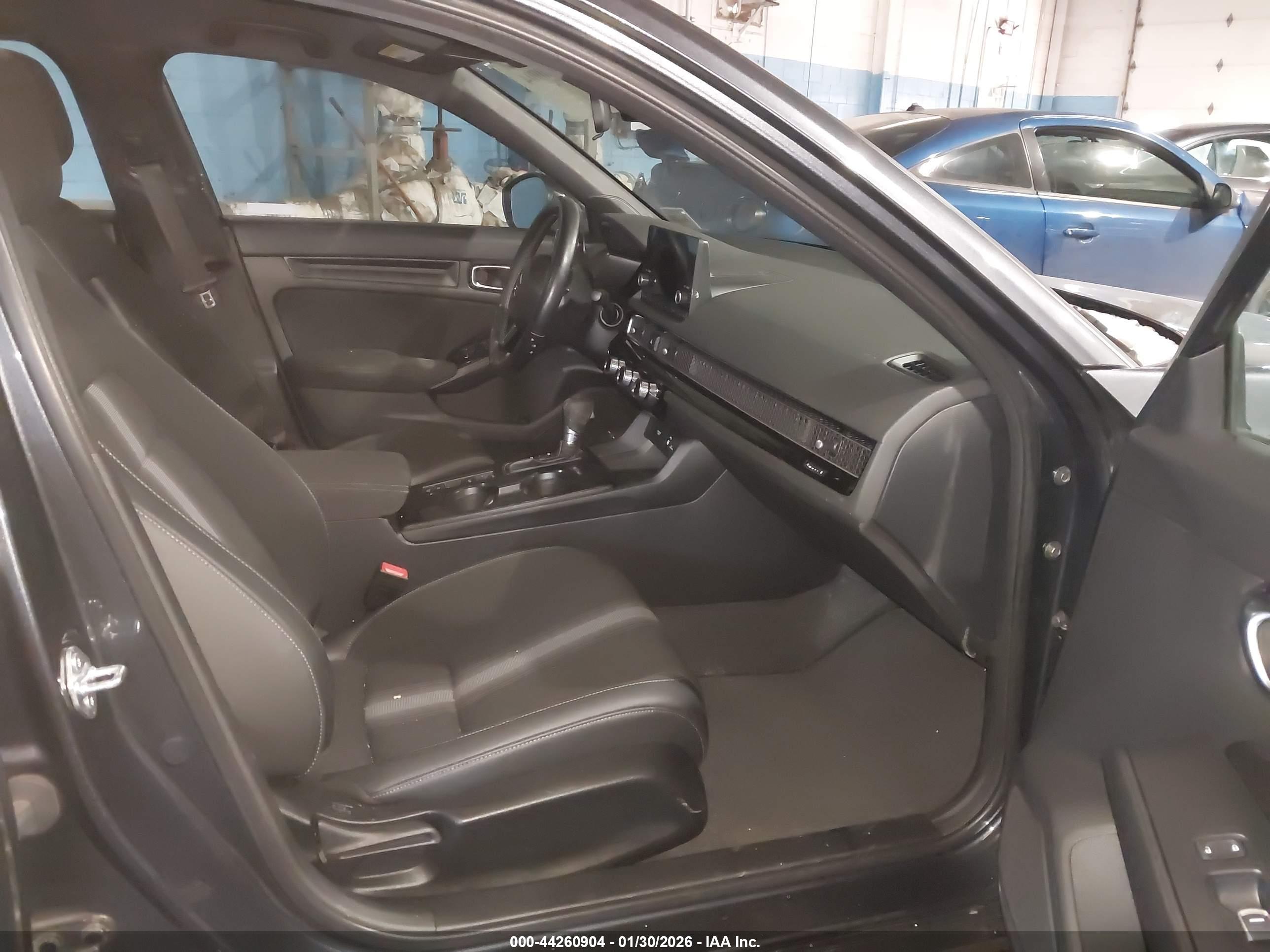 HONDA CIVIC image 5