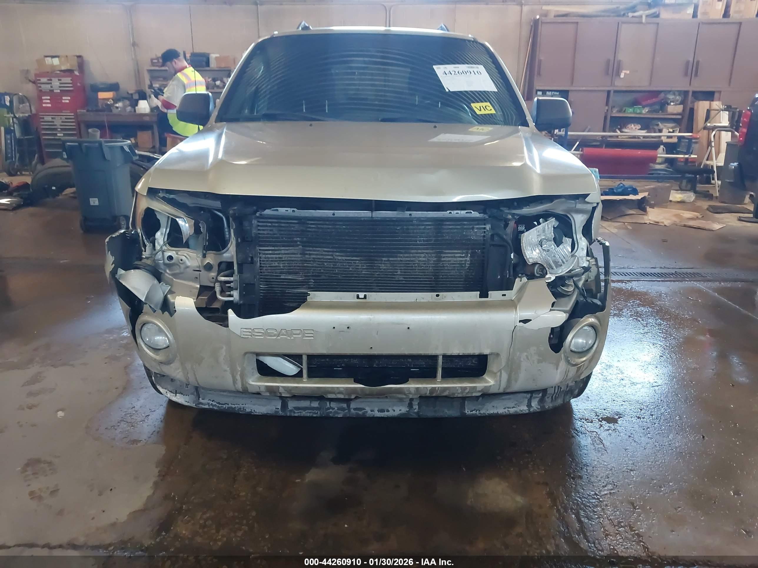 FORD ESCAPE image 6