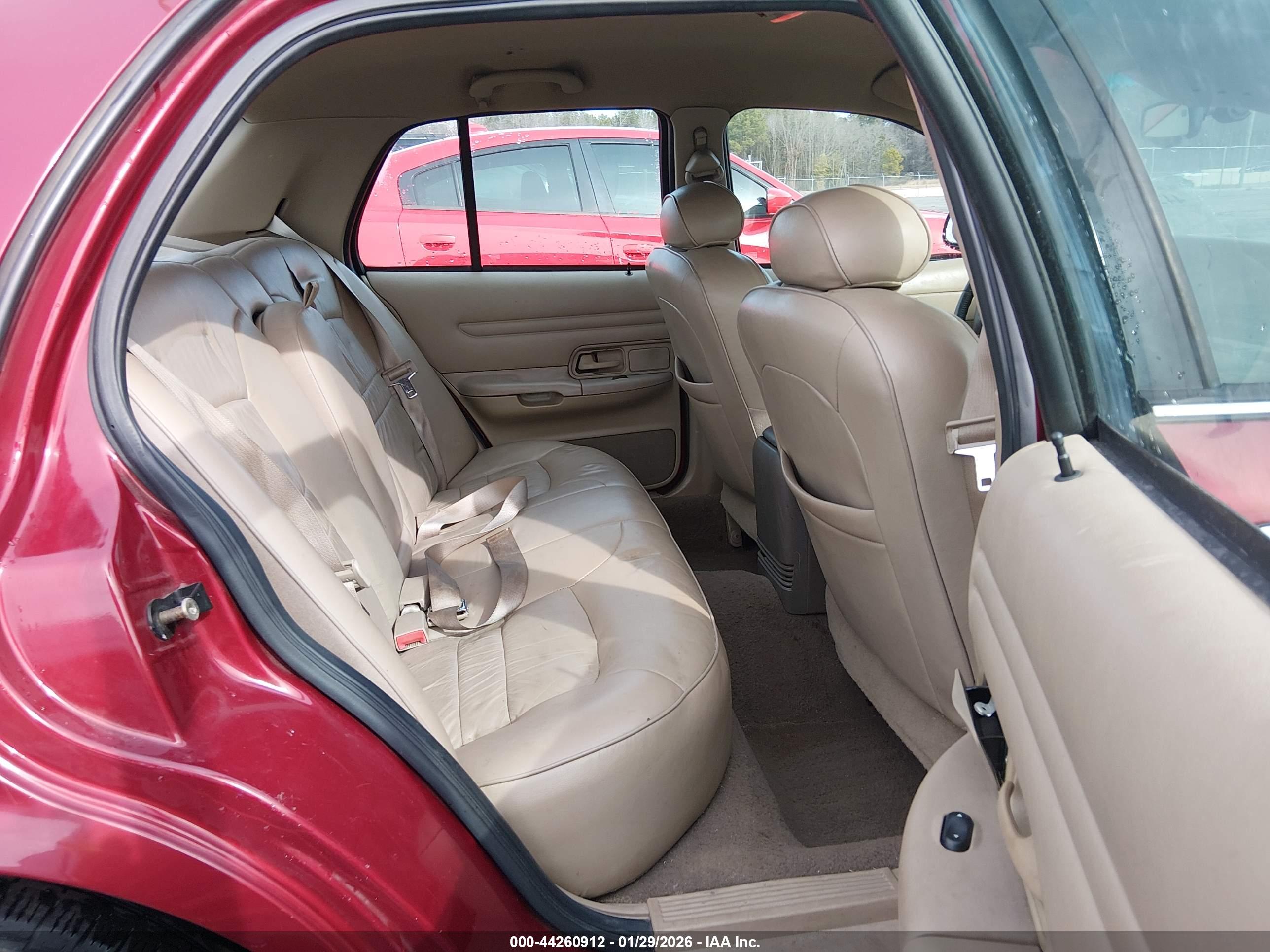 FORD CROWN image 8