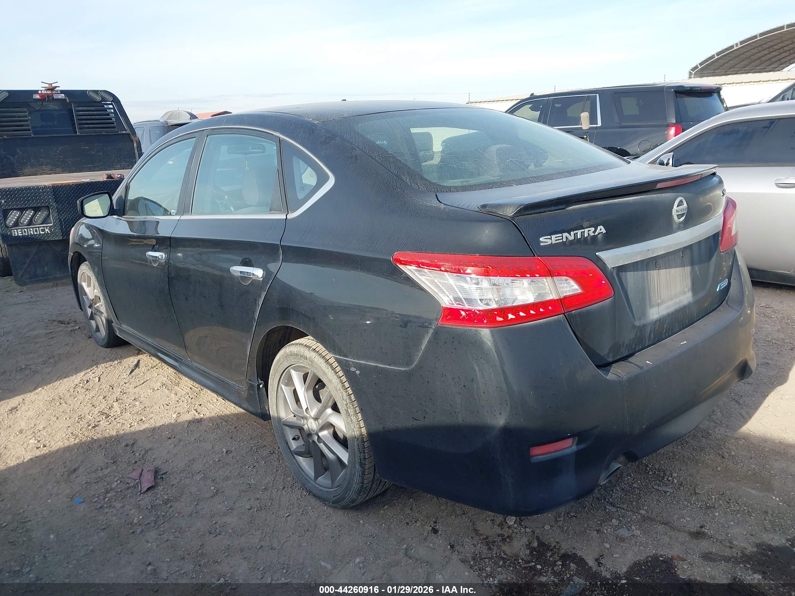 NISSAN SENTRA image 3