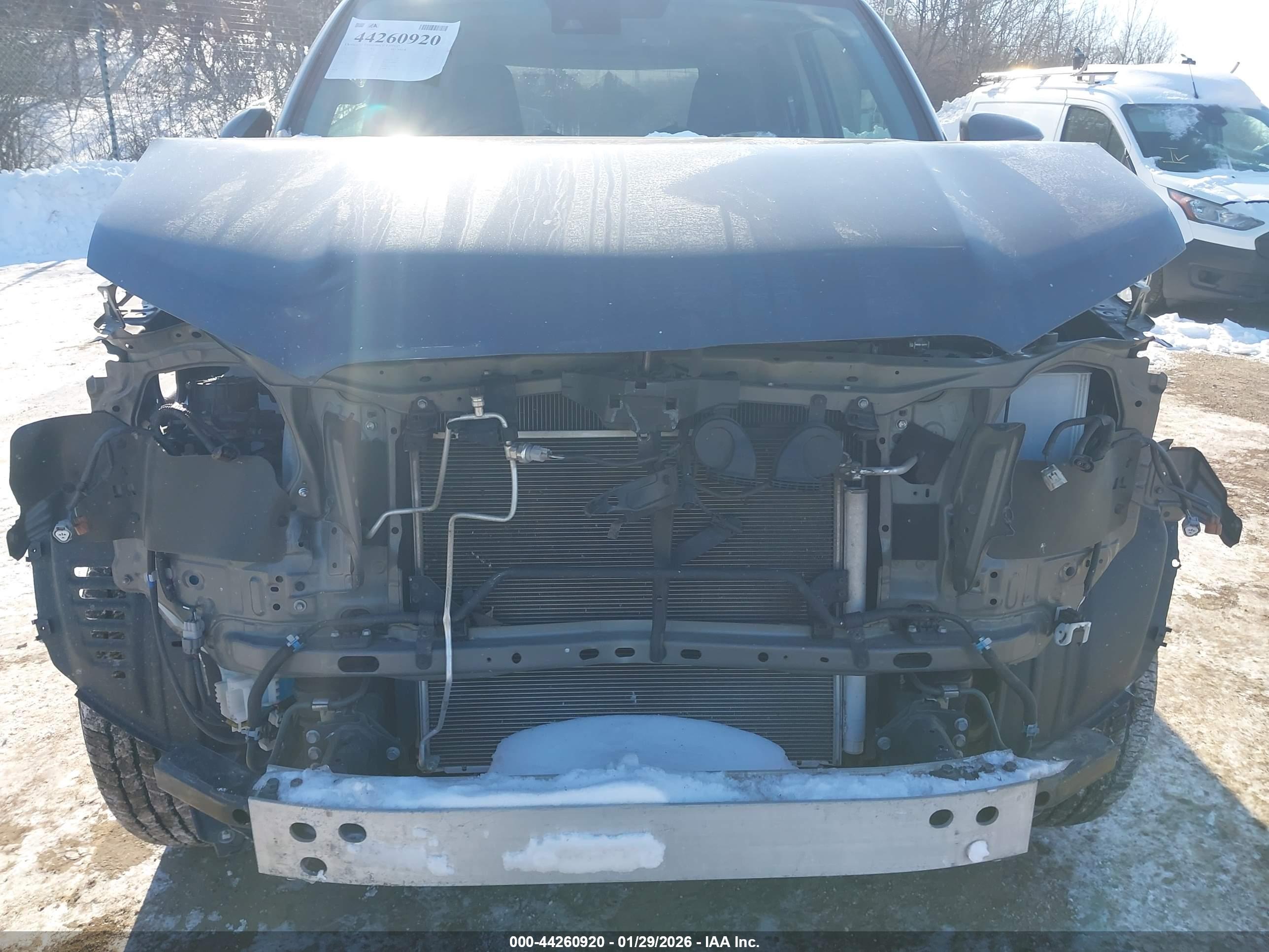 TOYOTA 4RUNNER image 6