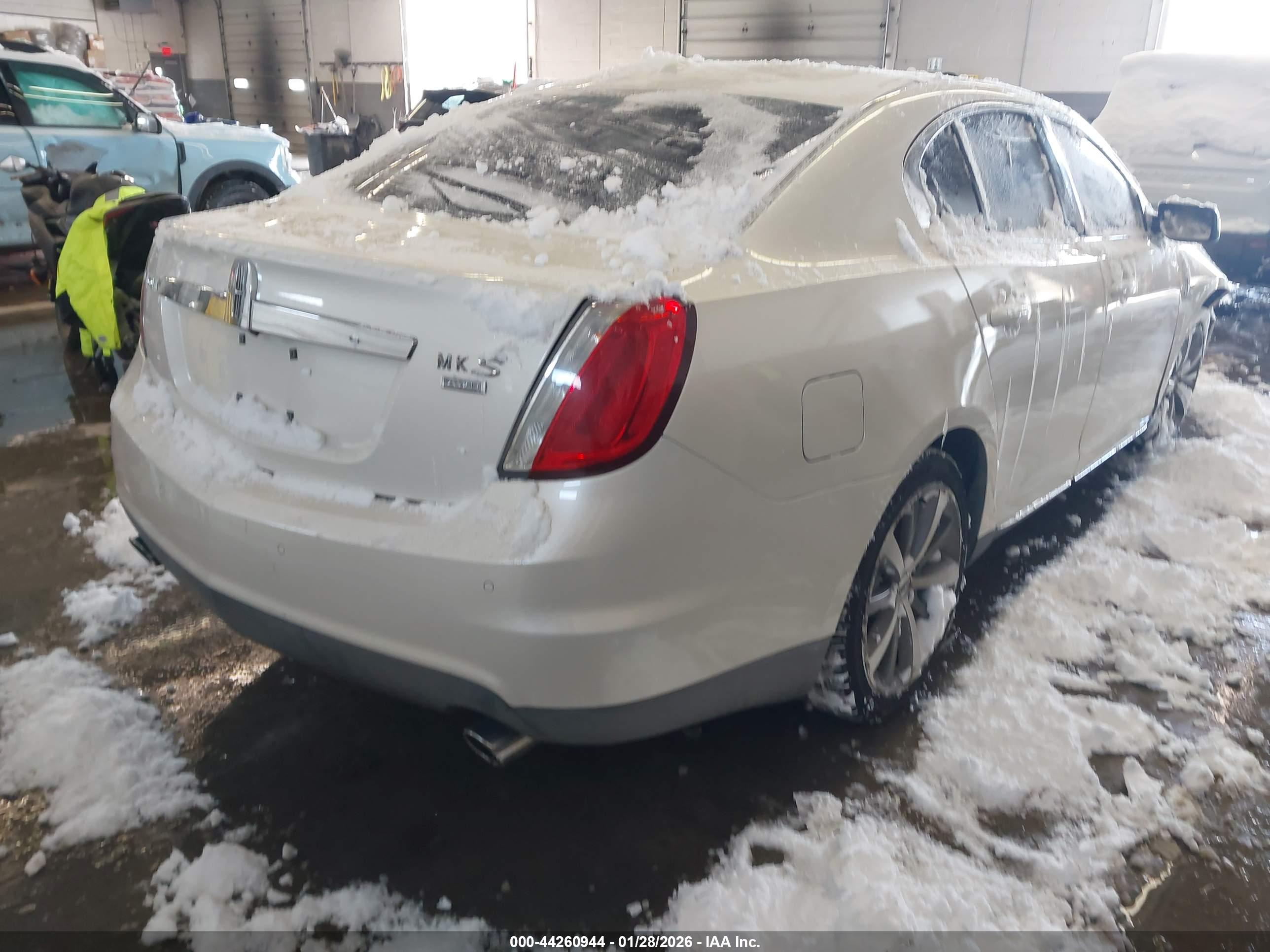LINCOLN MKS image 4