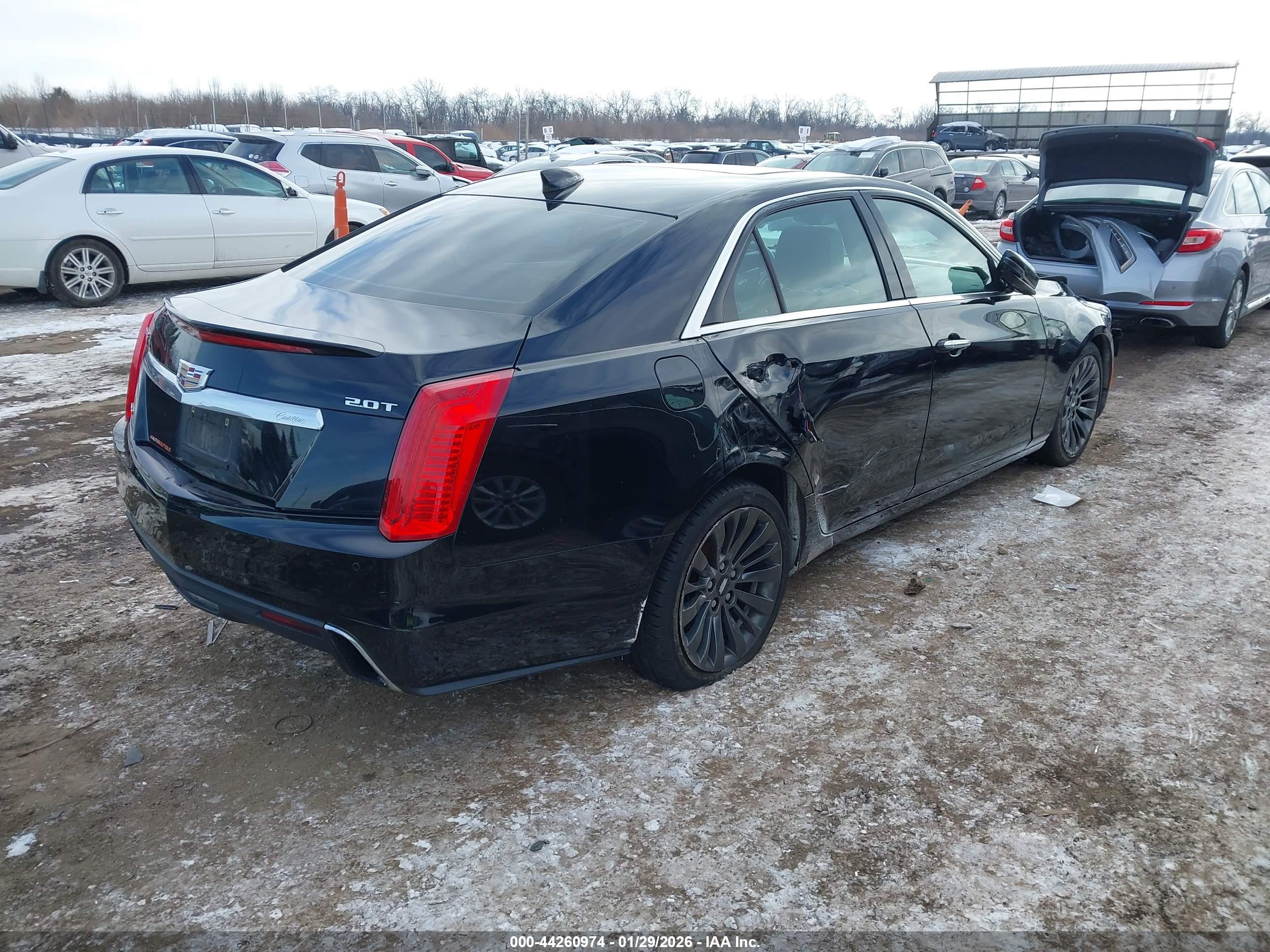 CADILLAC CTS image 4