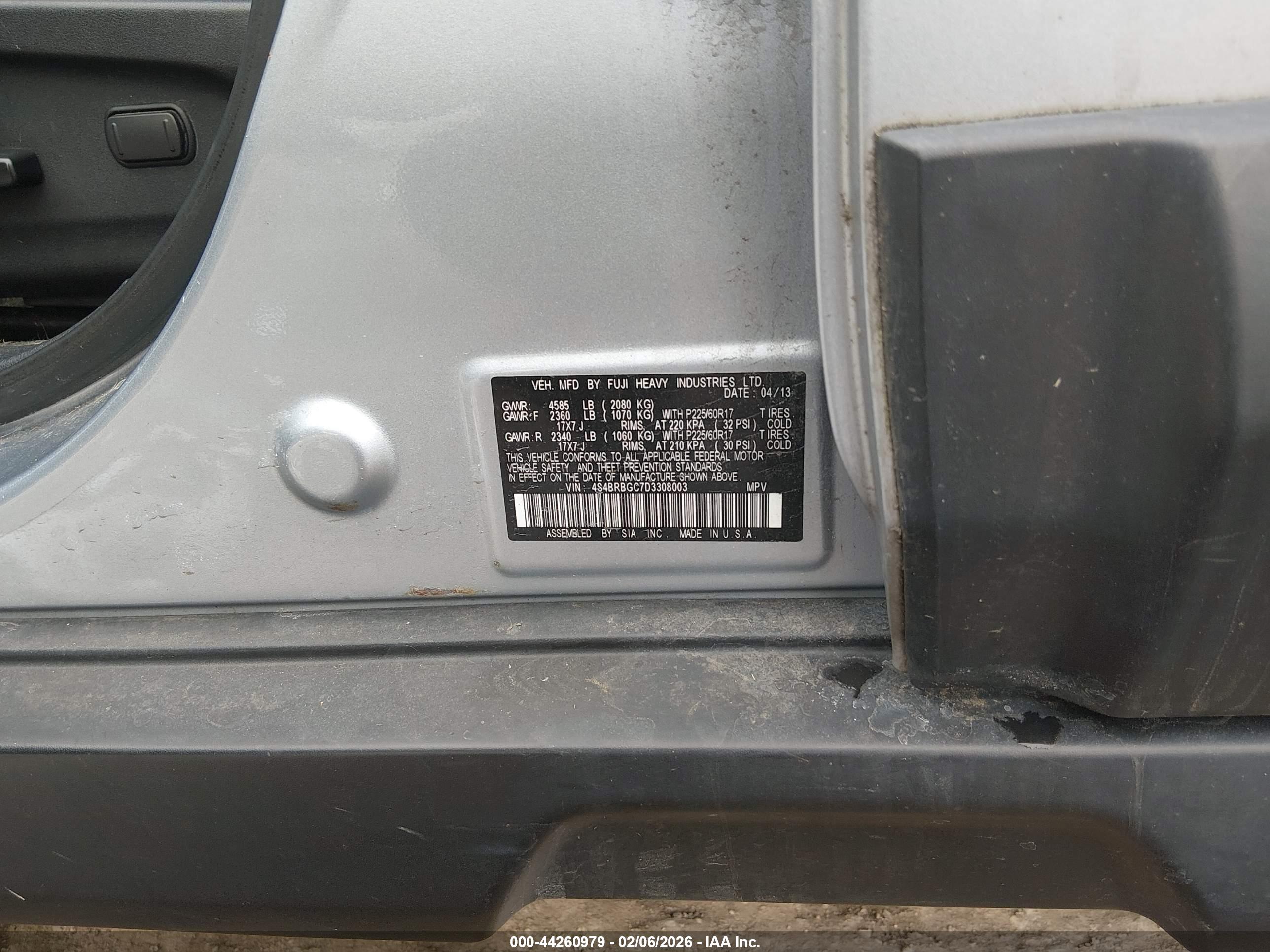 SUBARU OUTBACK image 9