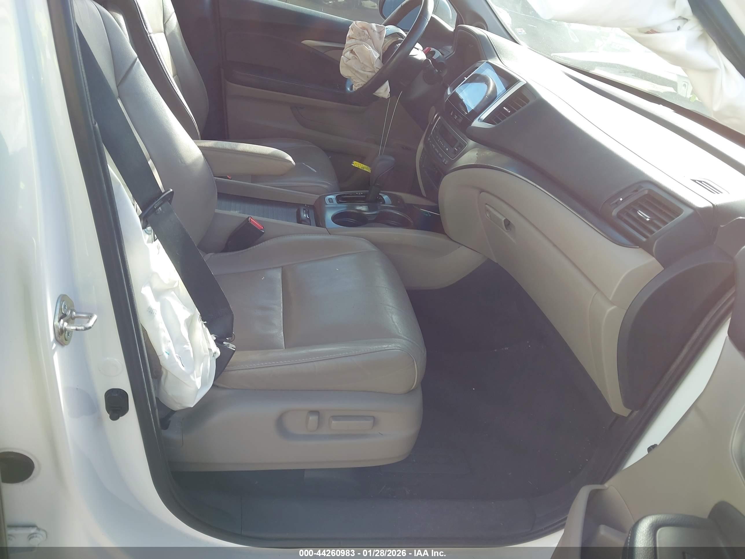 HONDA PILOT image 5
