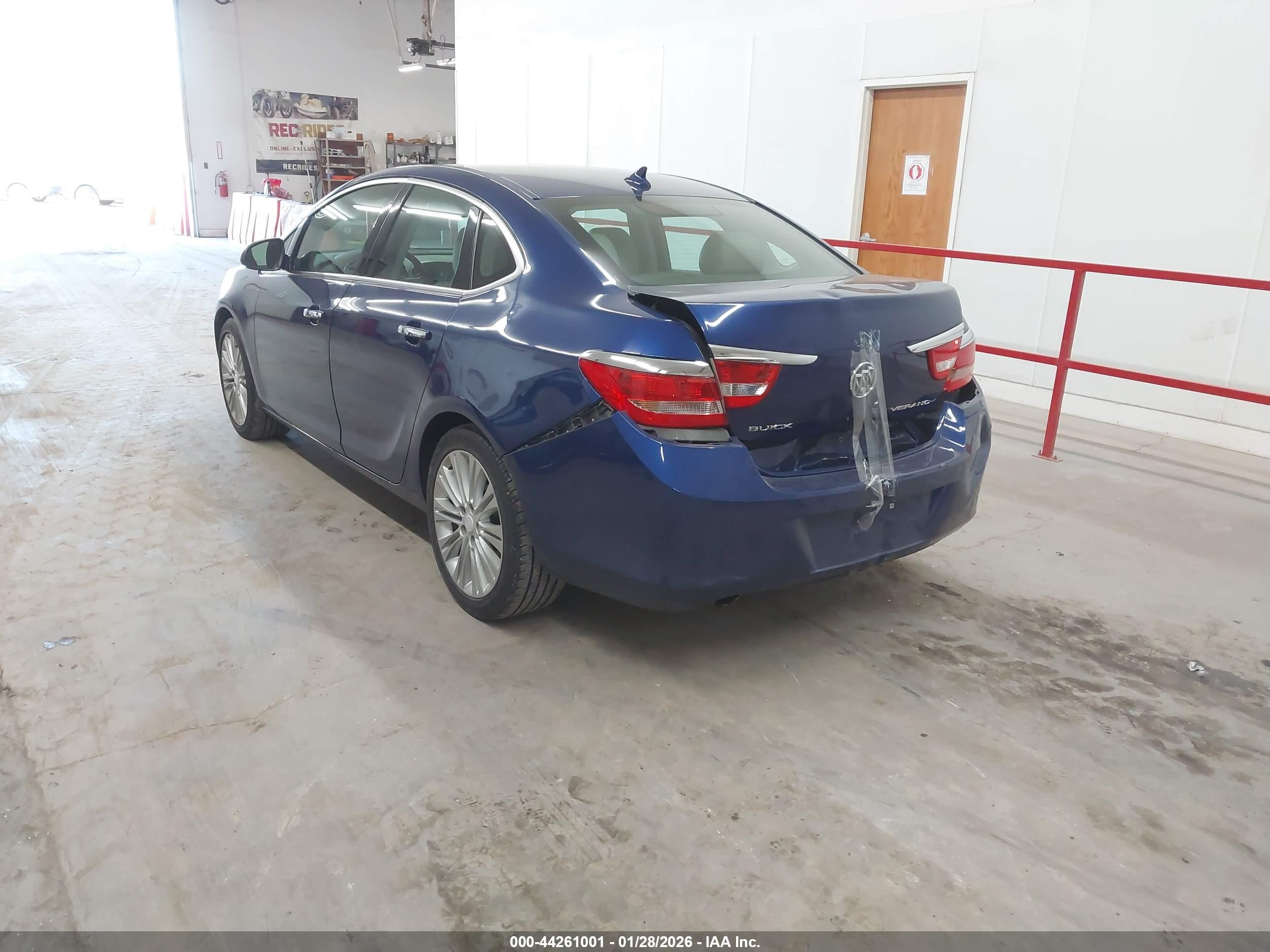 BUICK VERANO image 3