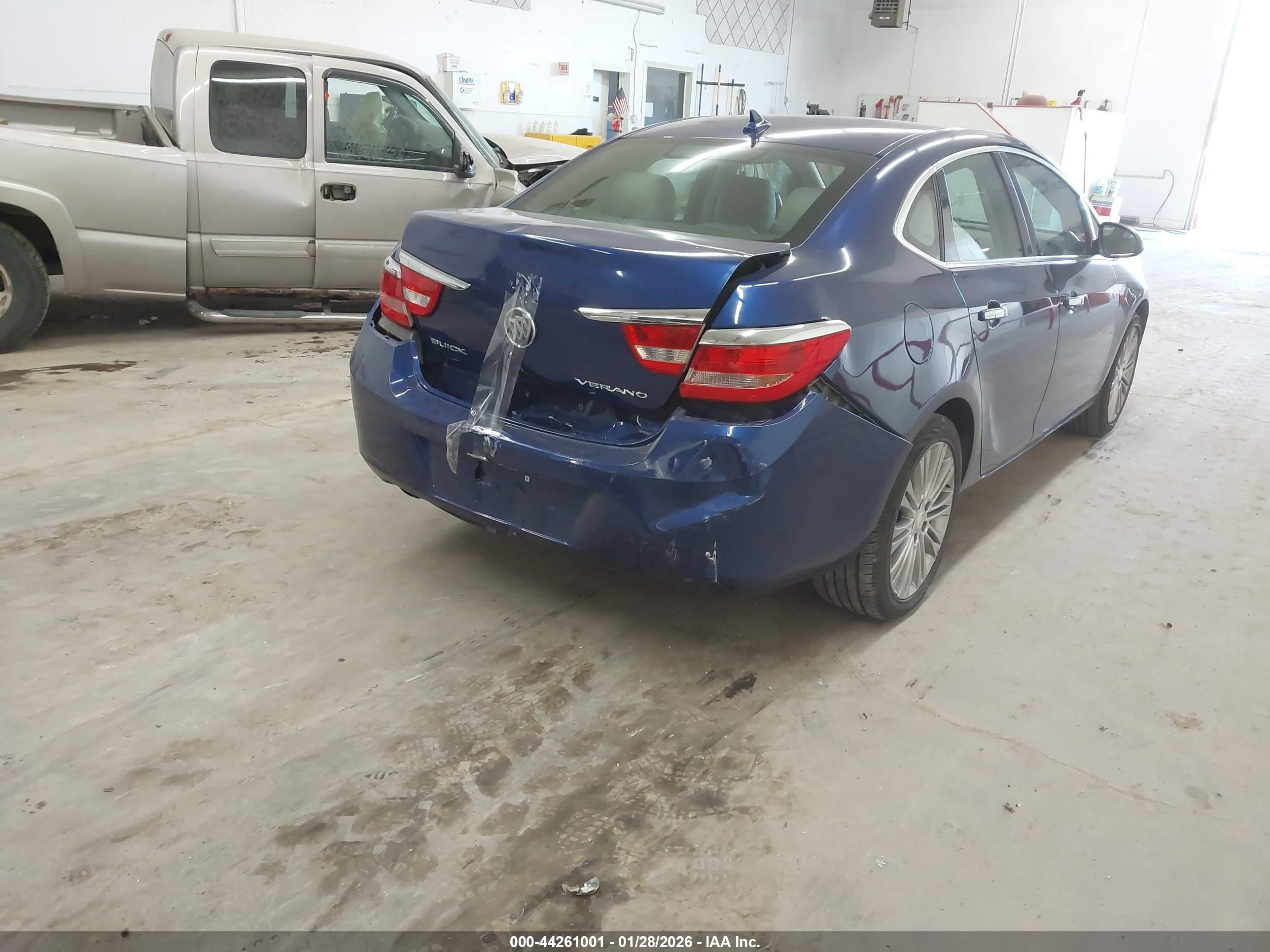 BUICK VERANO image 4