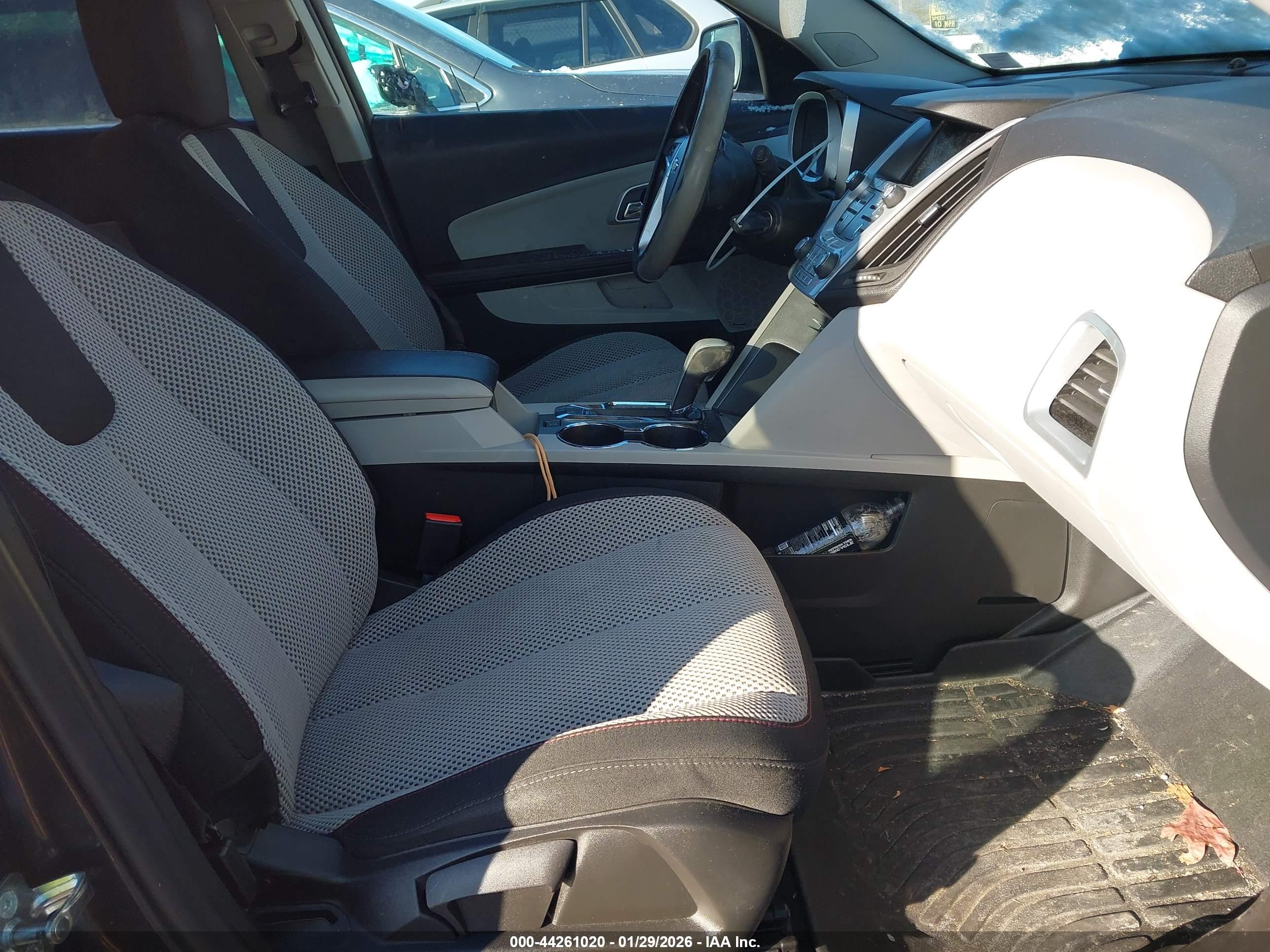 CHEVROLET EQUINOX image 5