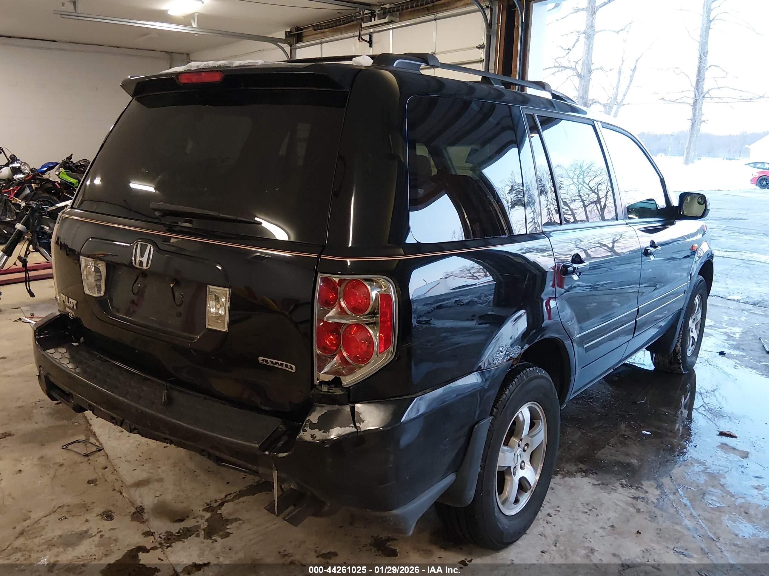 HONDA PILOT image 4