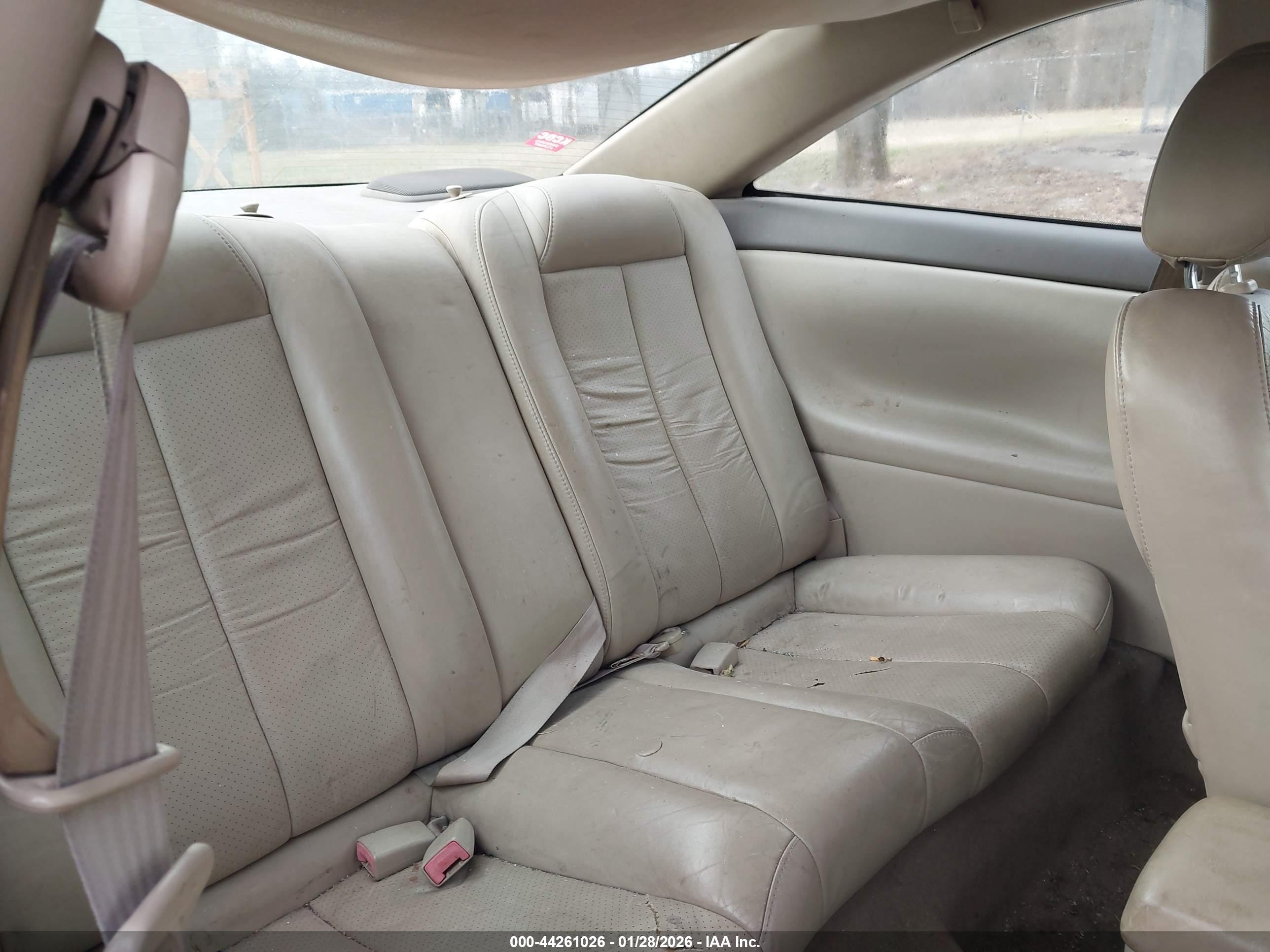 TOYOTA CAMRY image 8