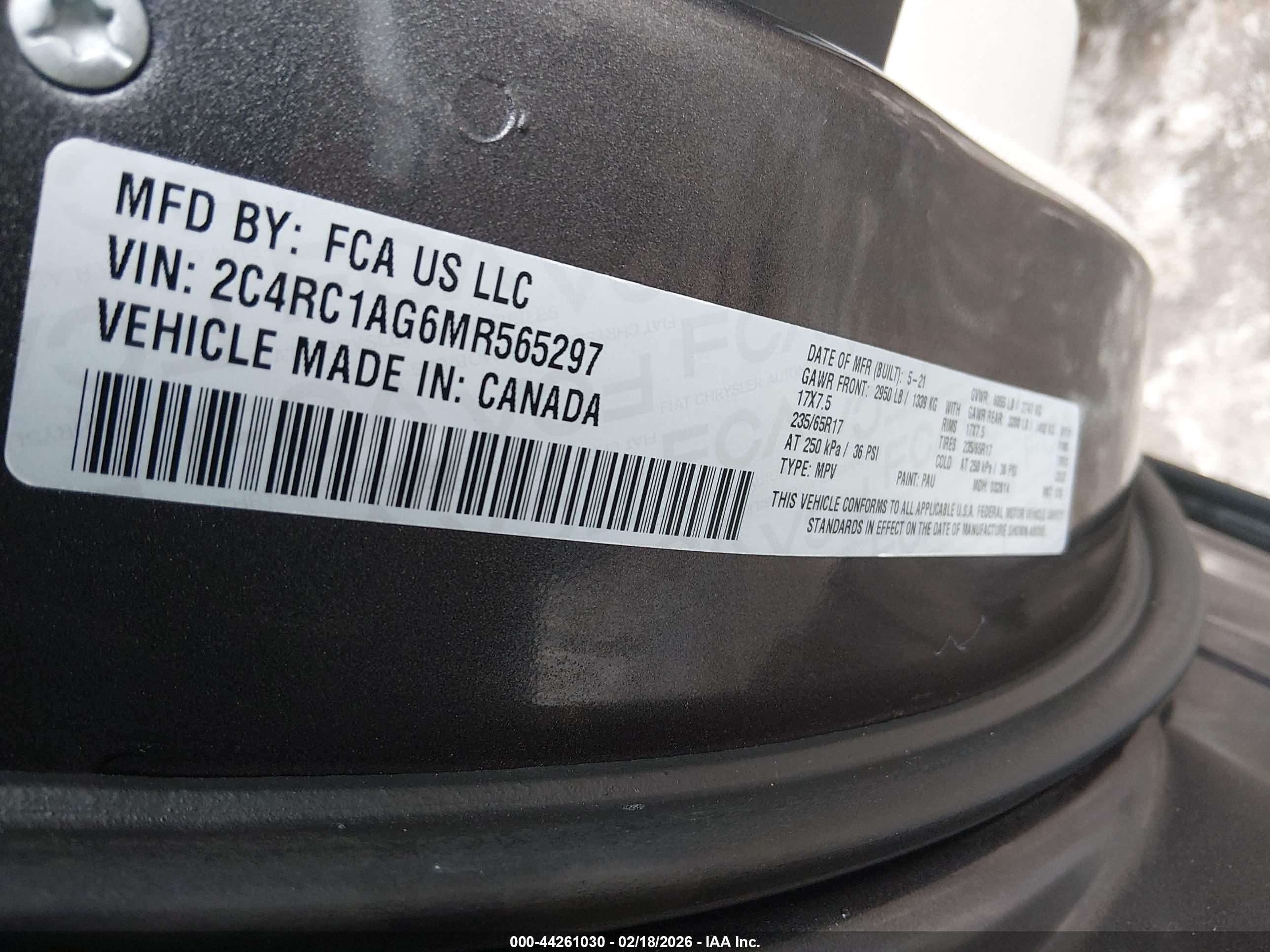 CHRYSLER VOYAGER image 9