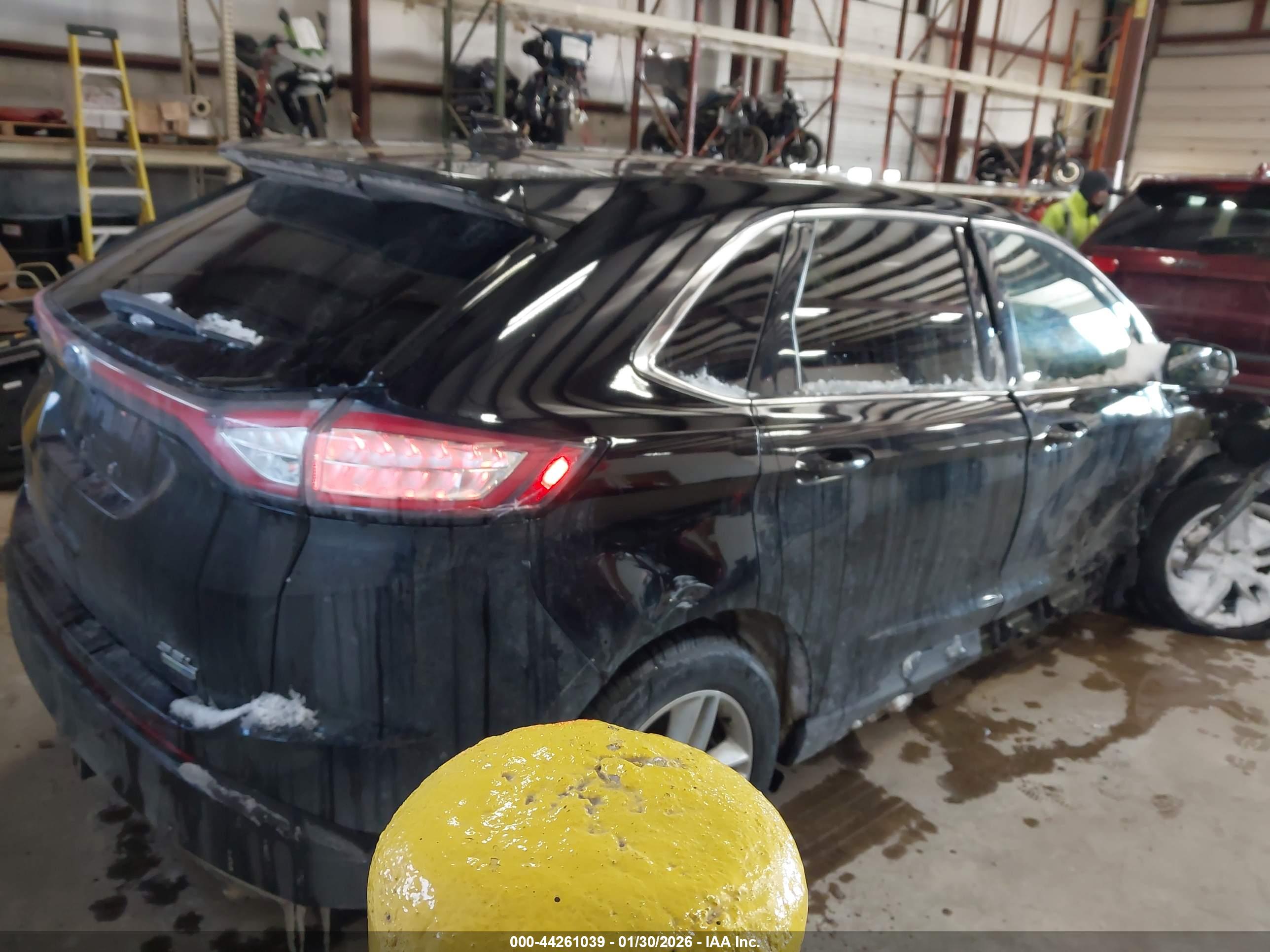 FORD EDGE image 4