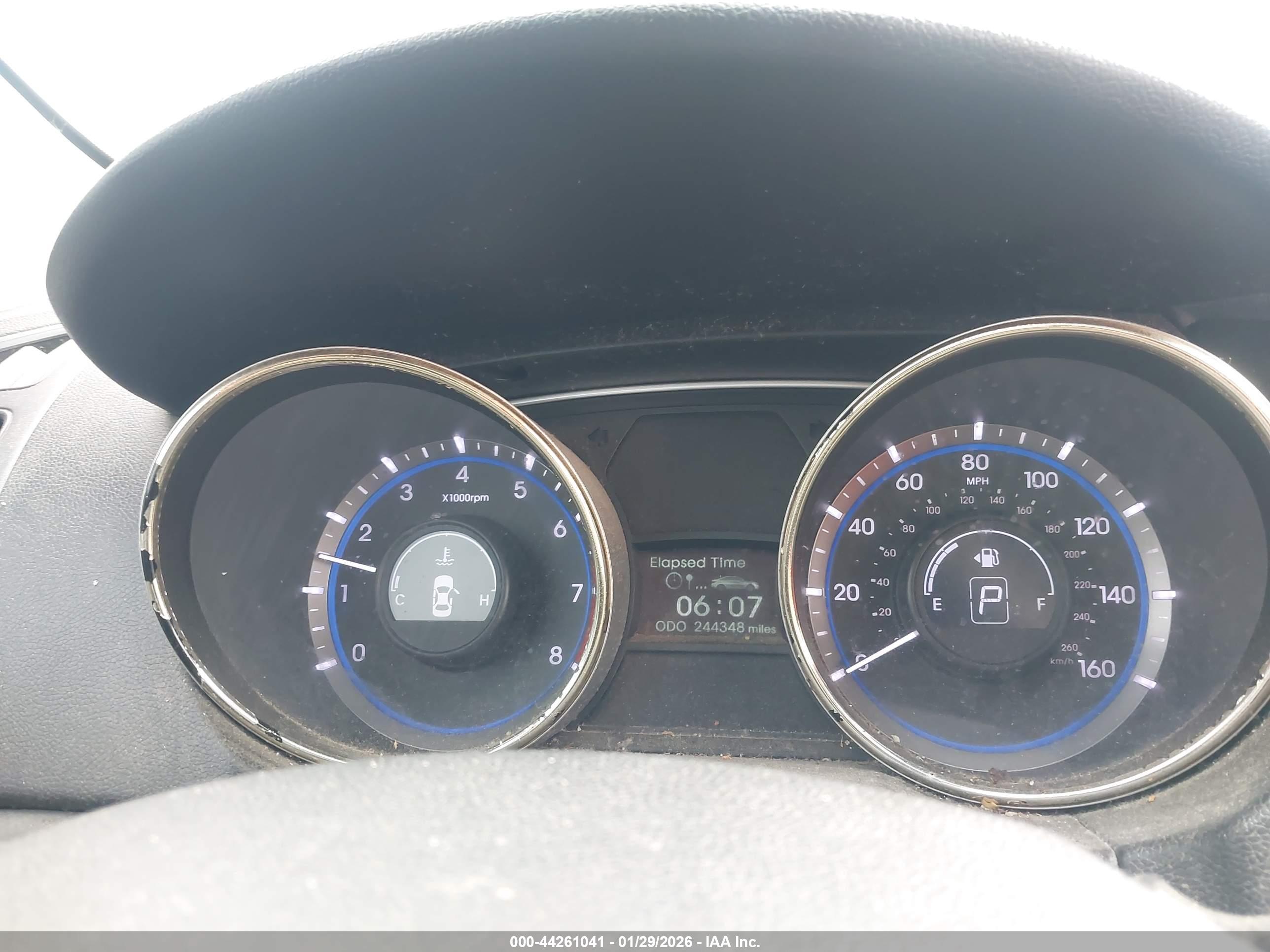 HYUNDAI SONATA image 7