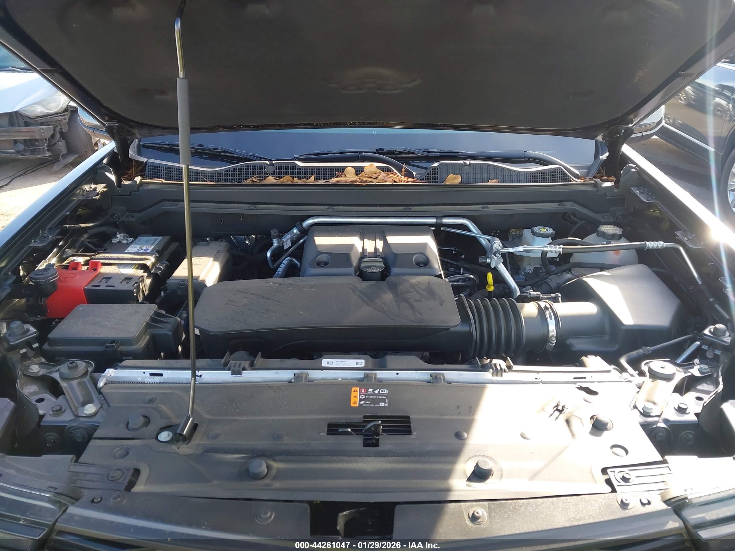 CHEVROLET COLORADO image 10