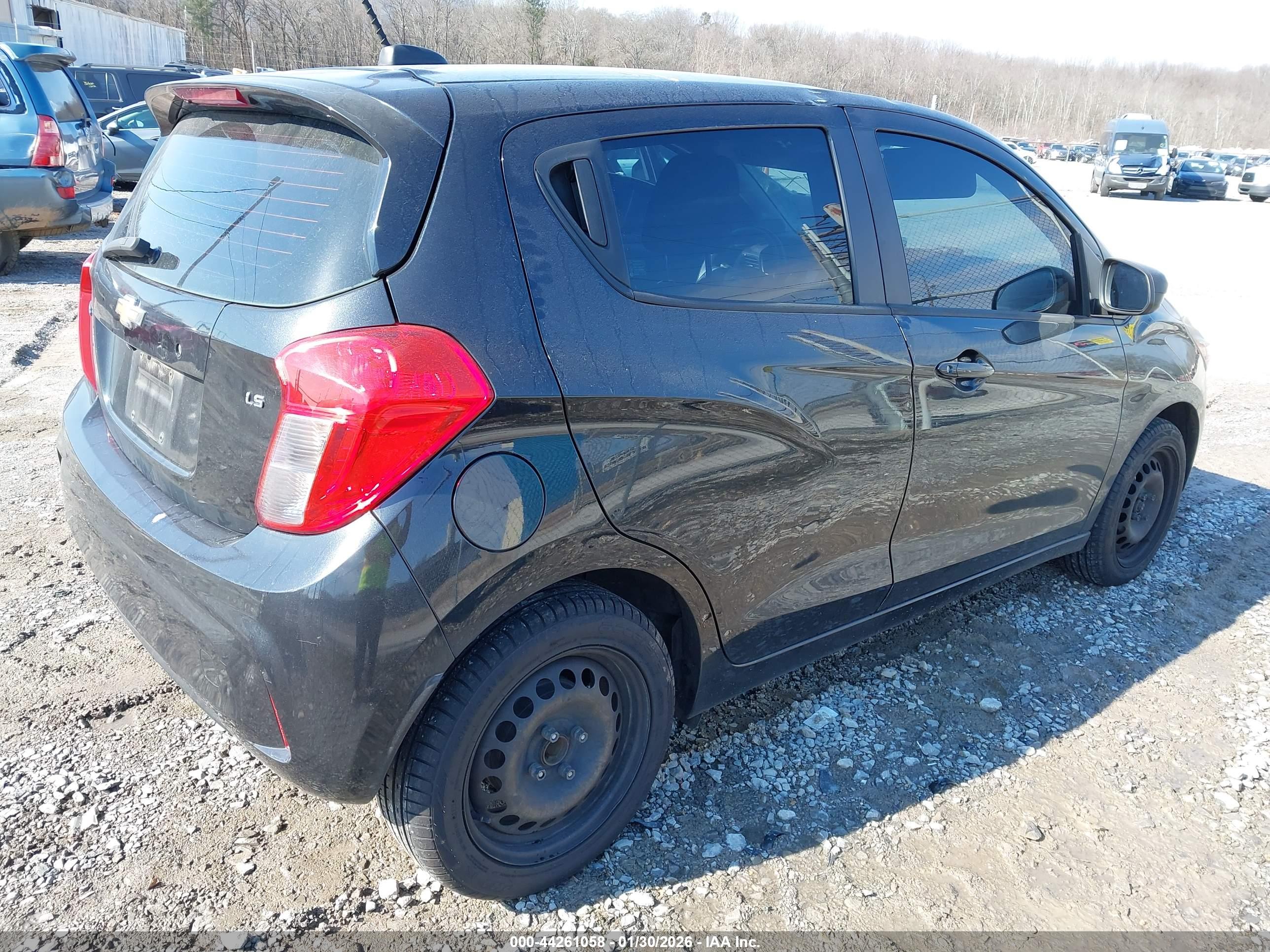 CHEVROLET SPARK image 4