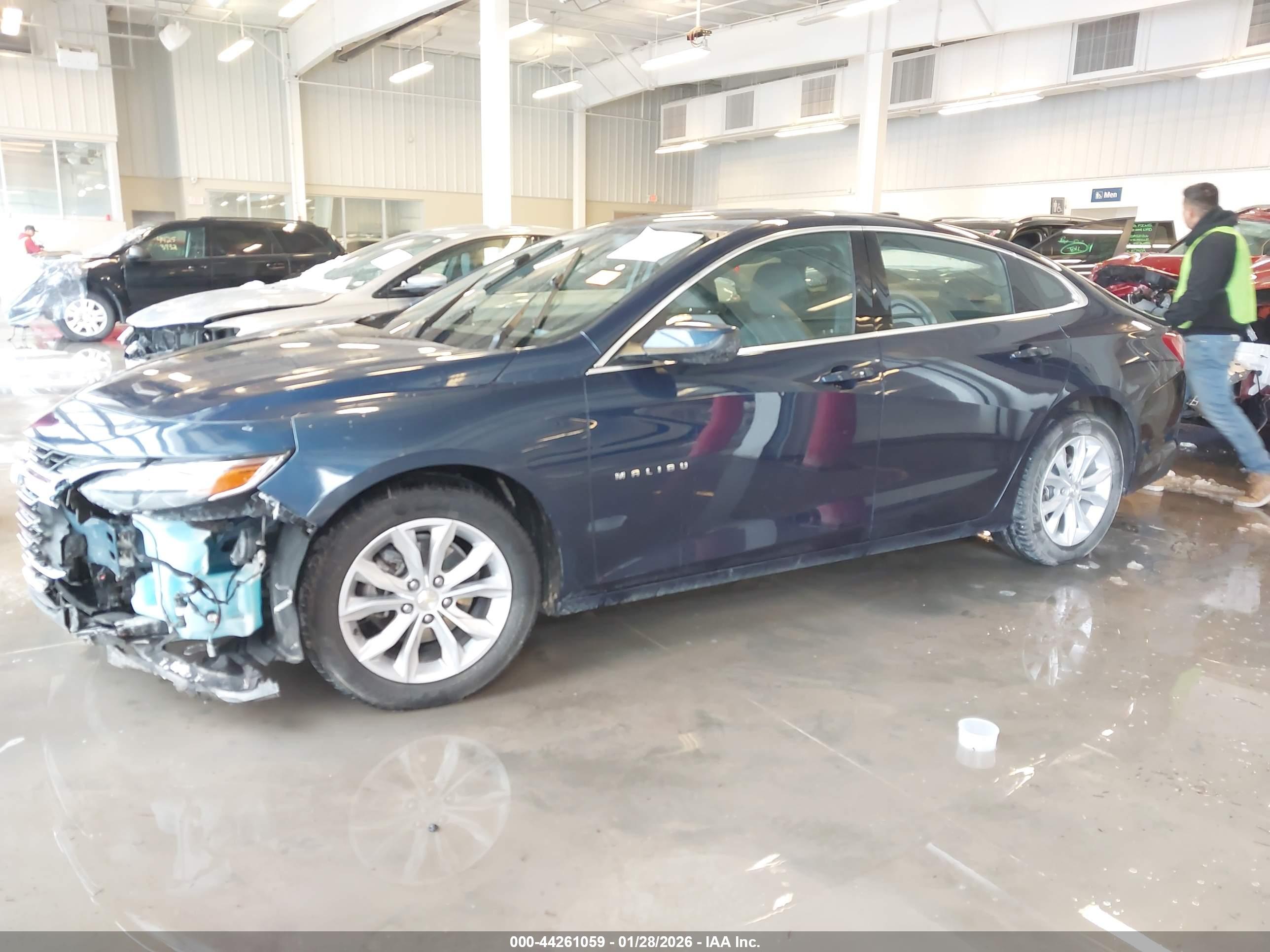 CHEVROLET MALIBU image 2