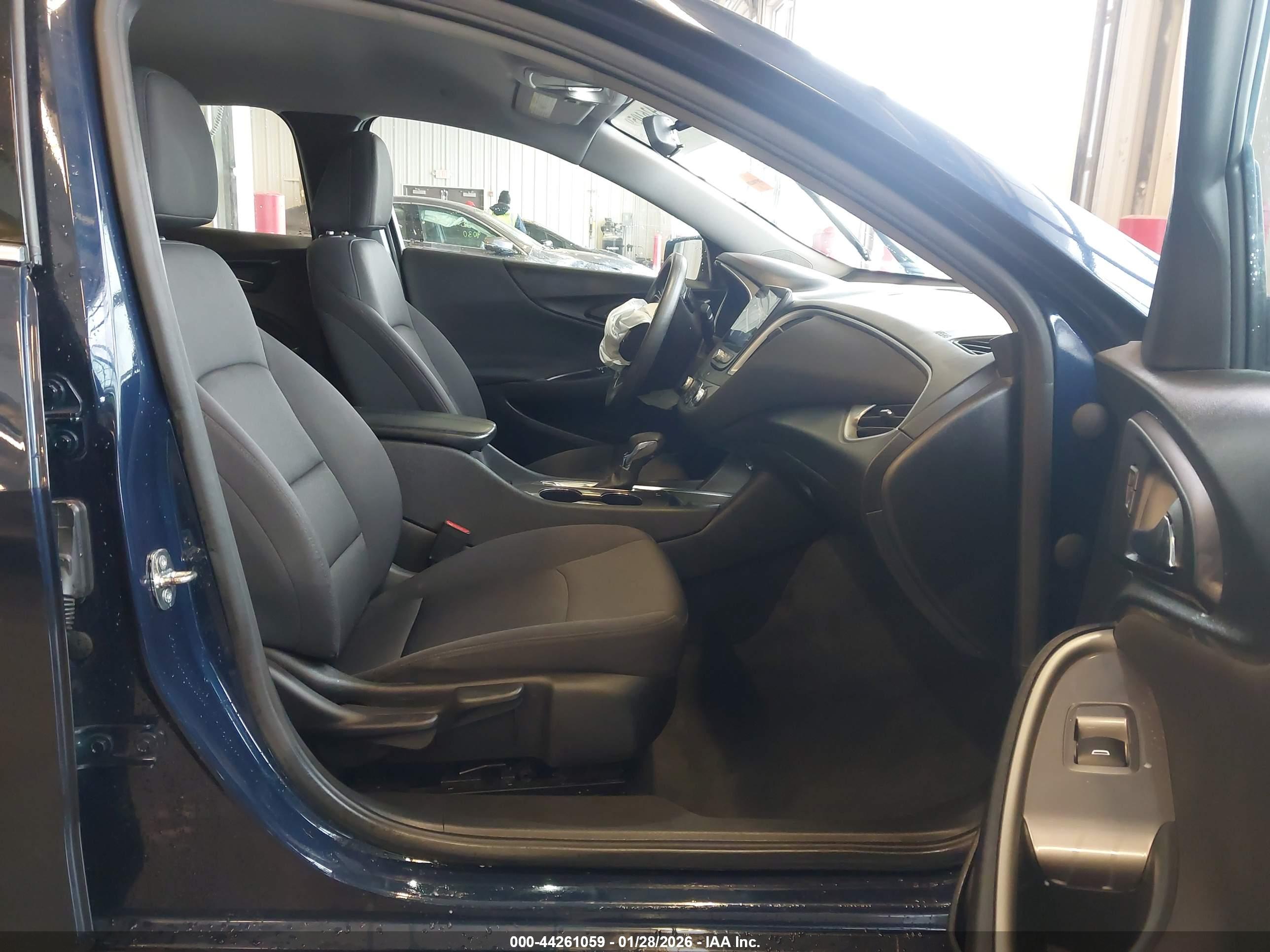 CHEVROLET MALIBU image 5