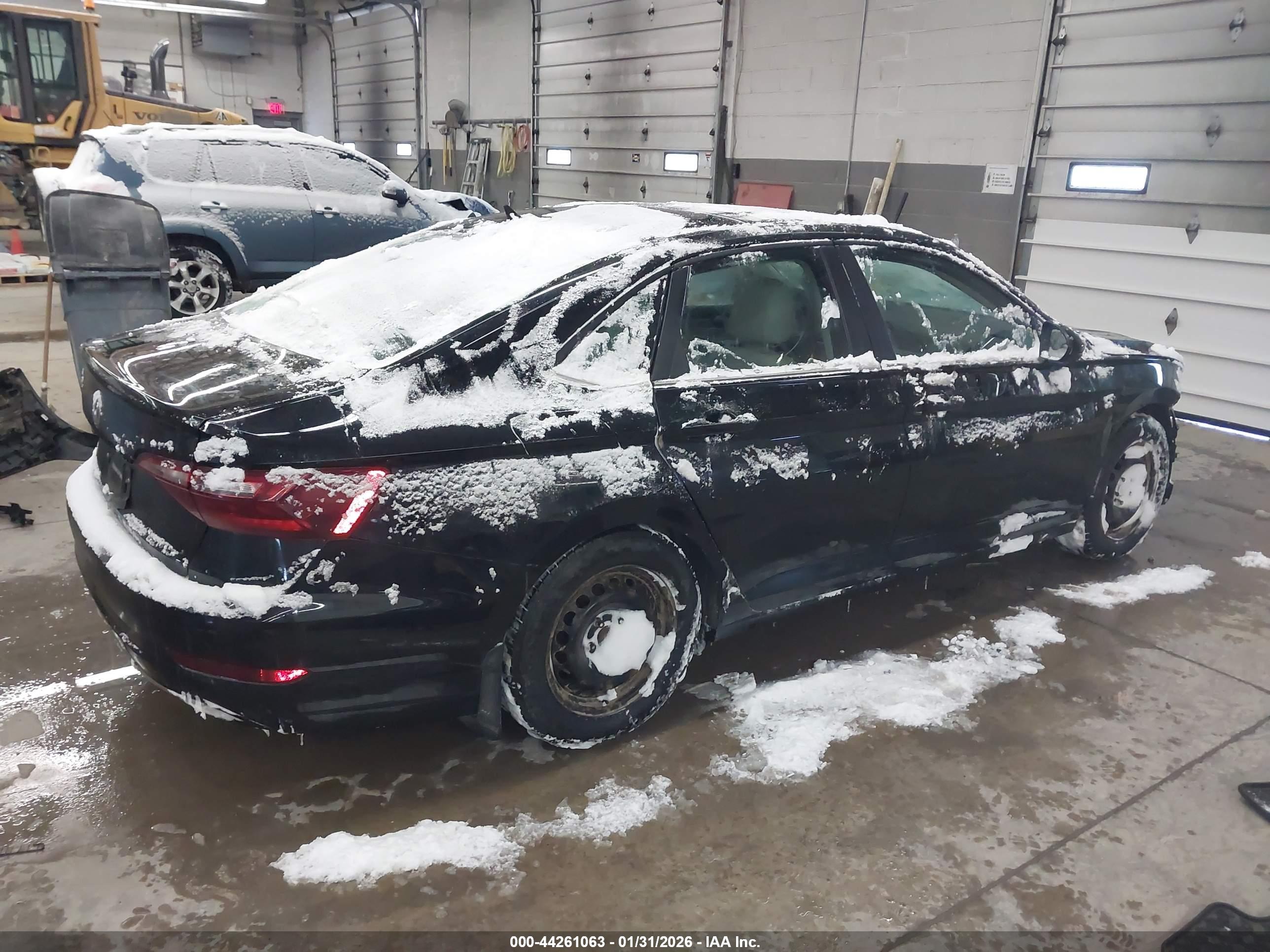 VOLKSWAGEN JETTA image 4