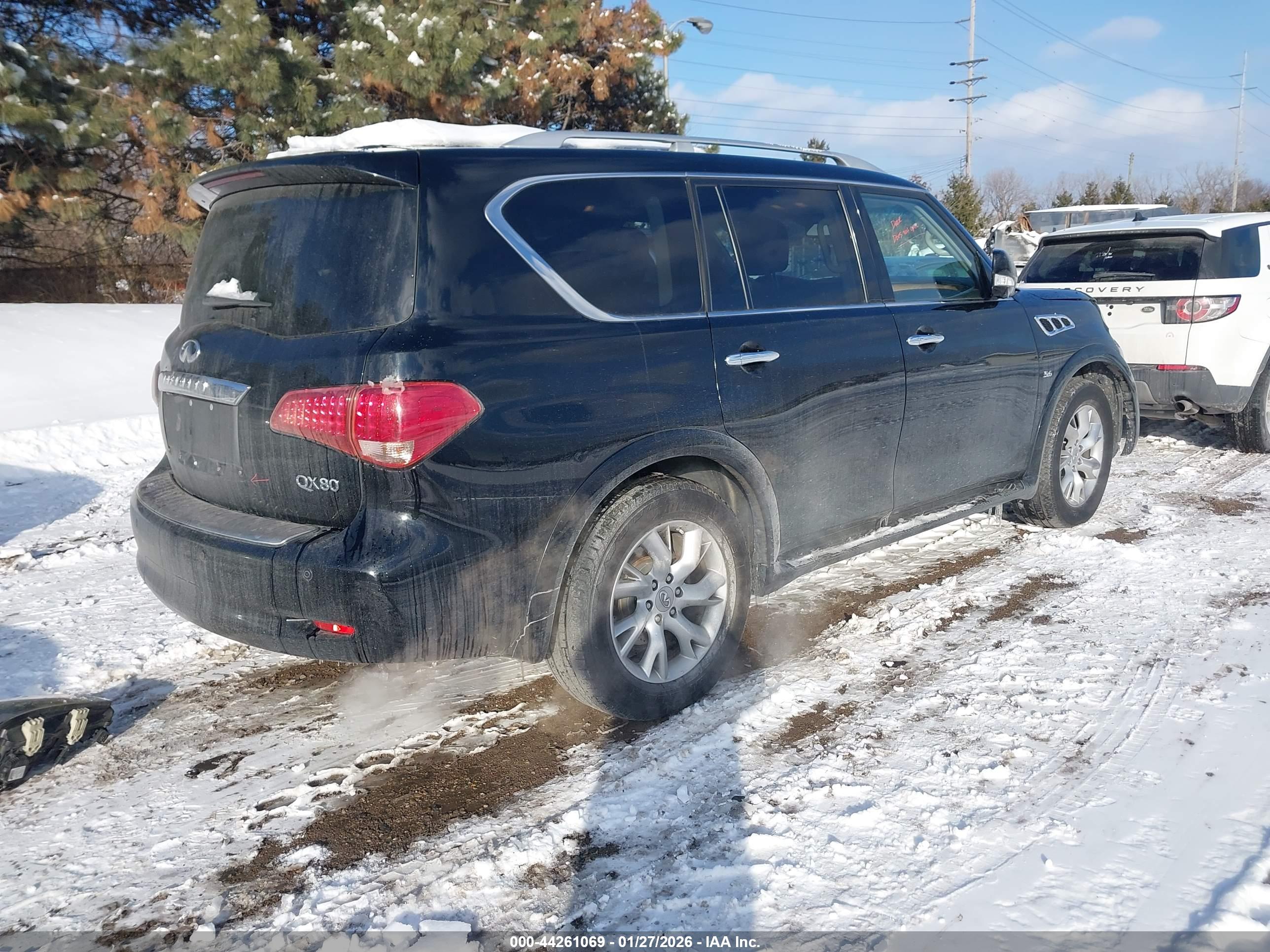 INFINITI QX80 image 4