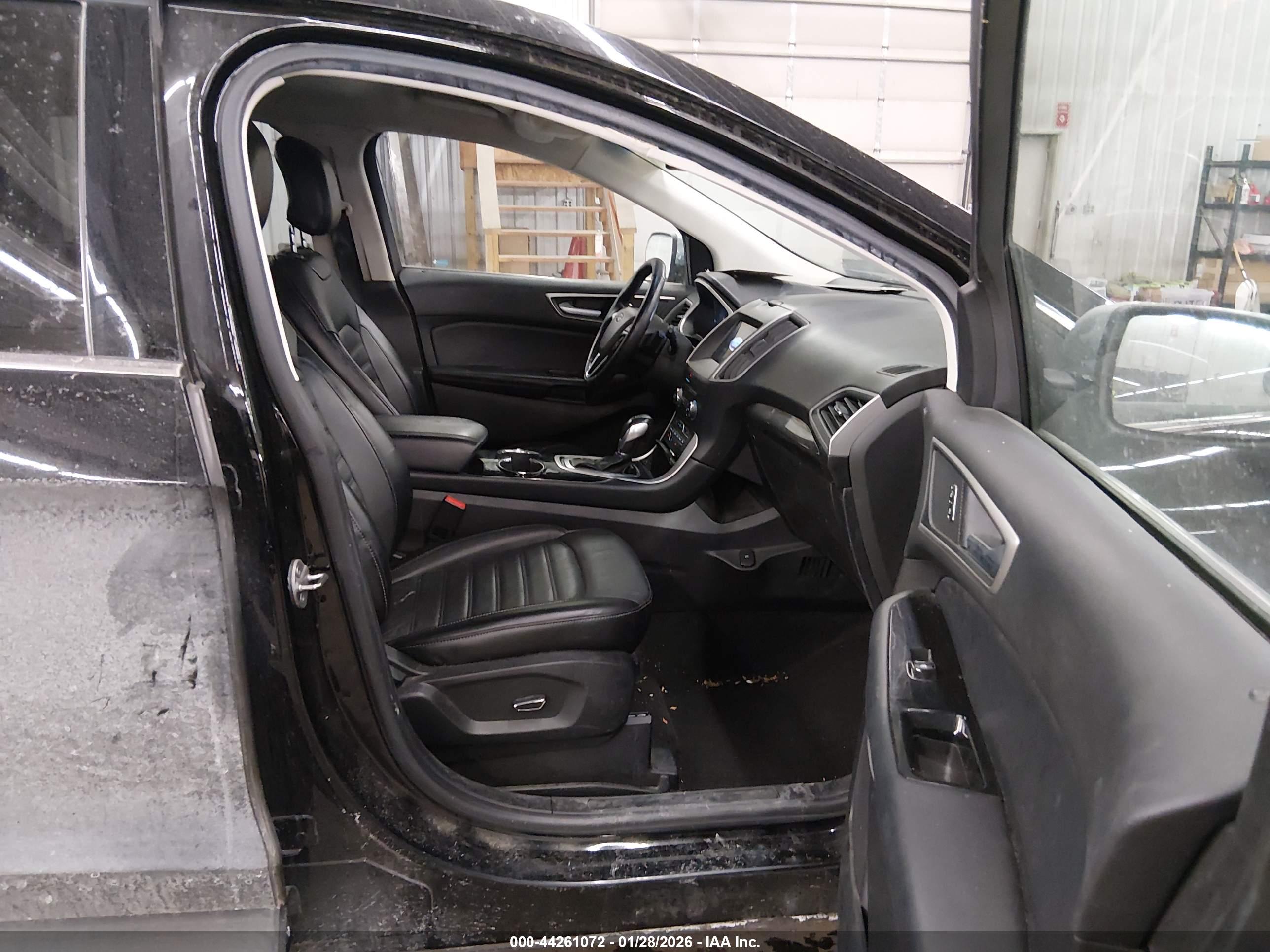 FORD EDGE image 5