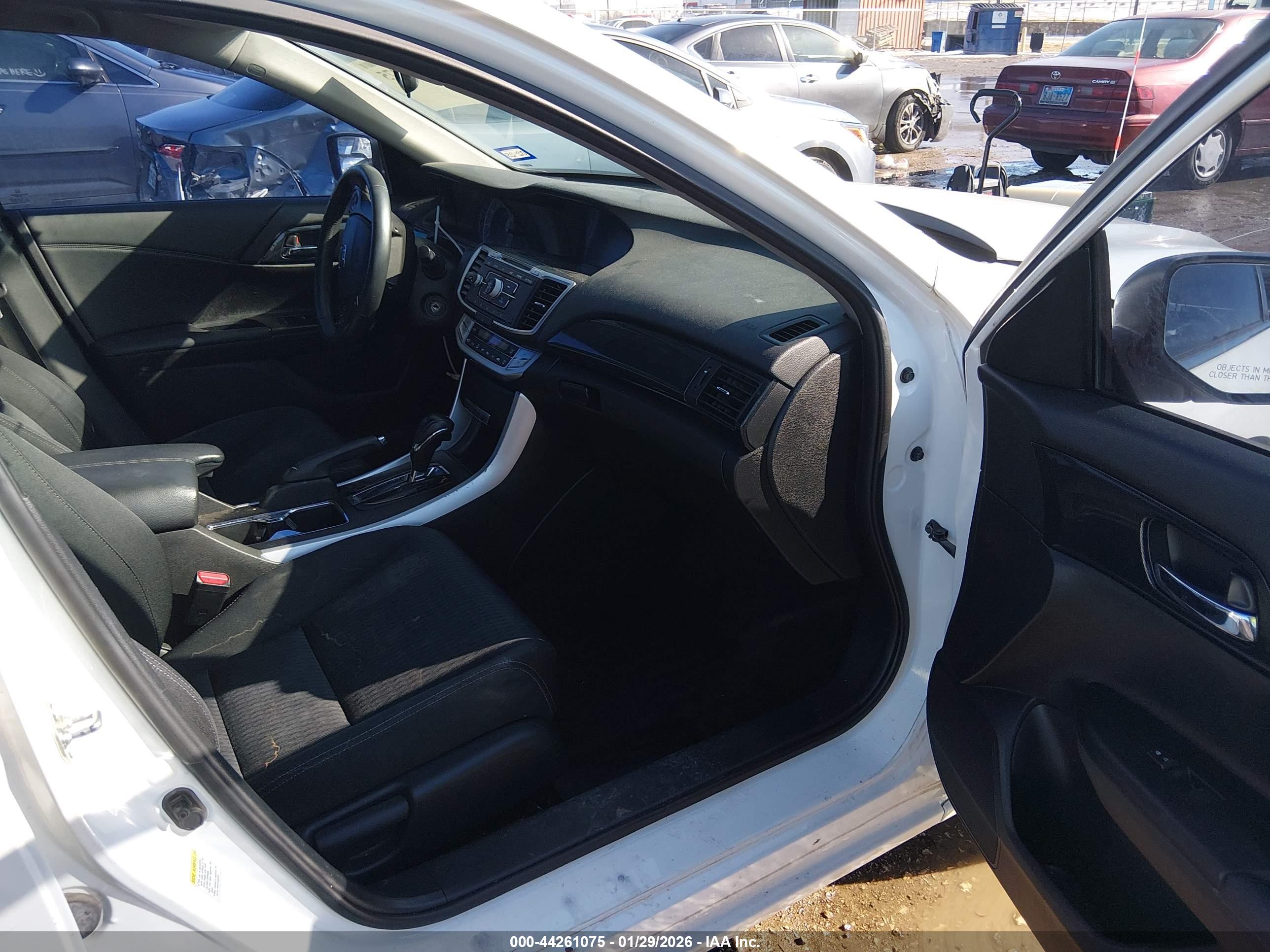 HONDA ACCORD image 5
