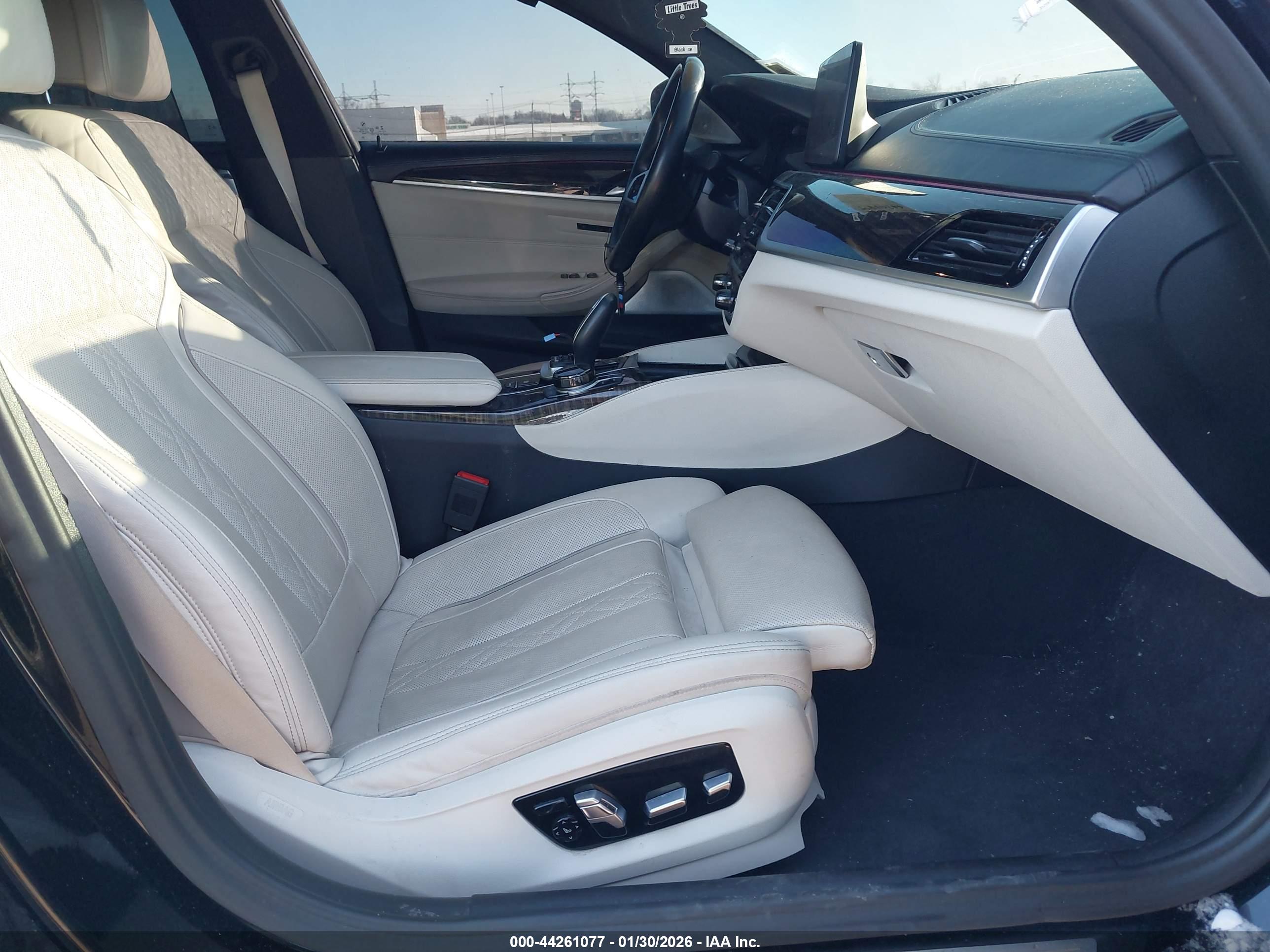BMW M550 image 5