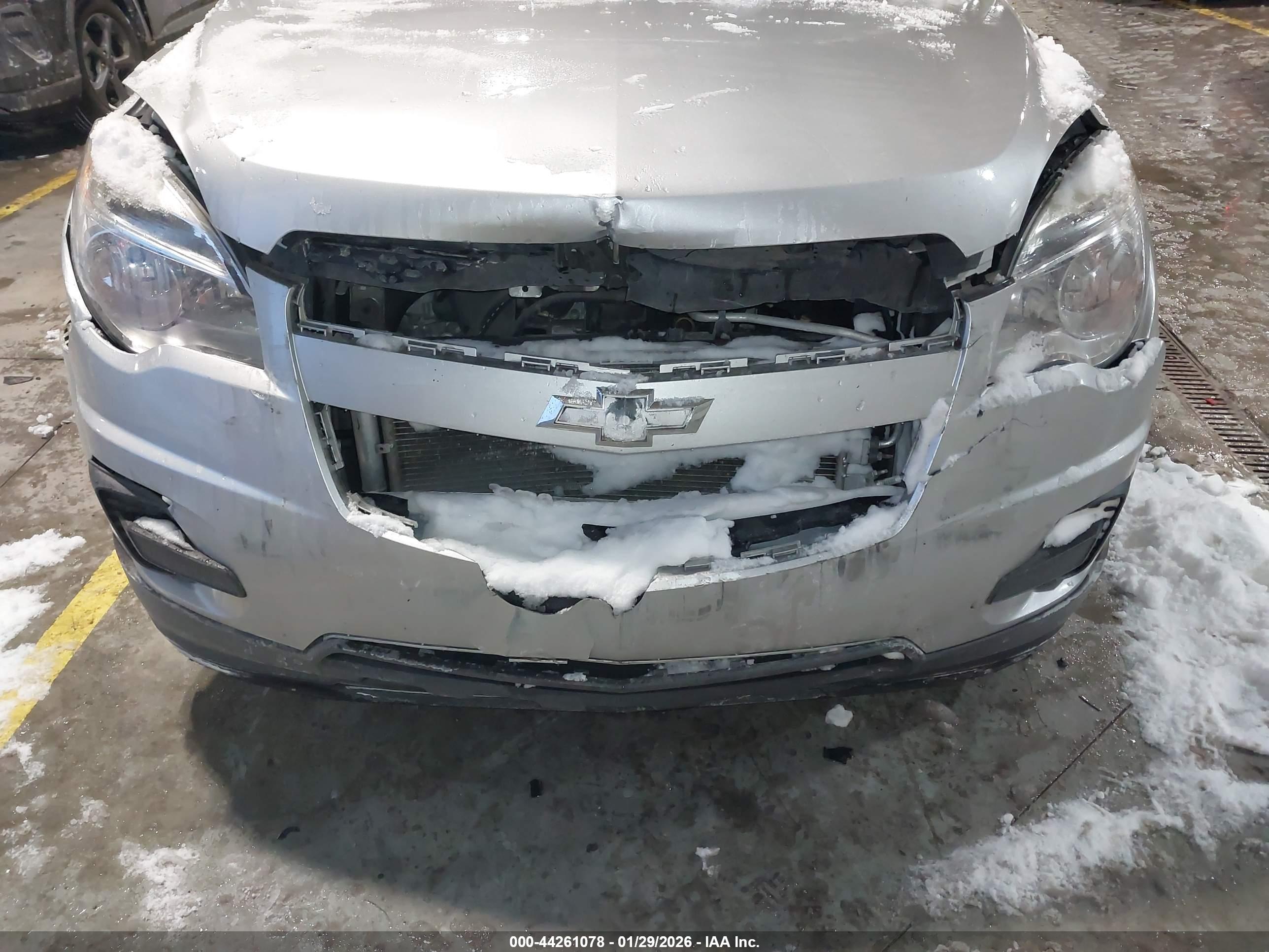 CHEVROLET EQUINOX image 6