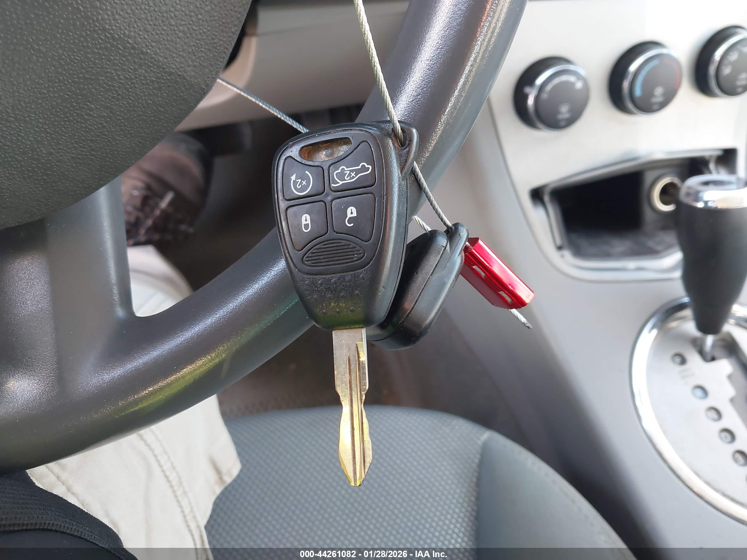 CHRYSLER SEBRING image 11