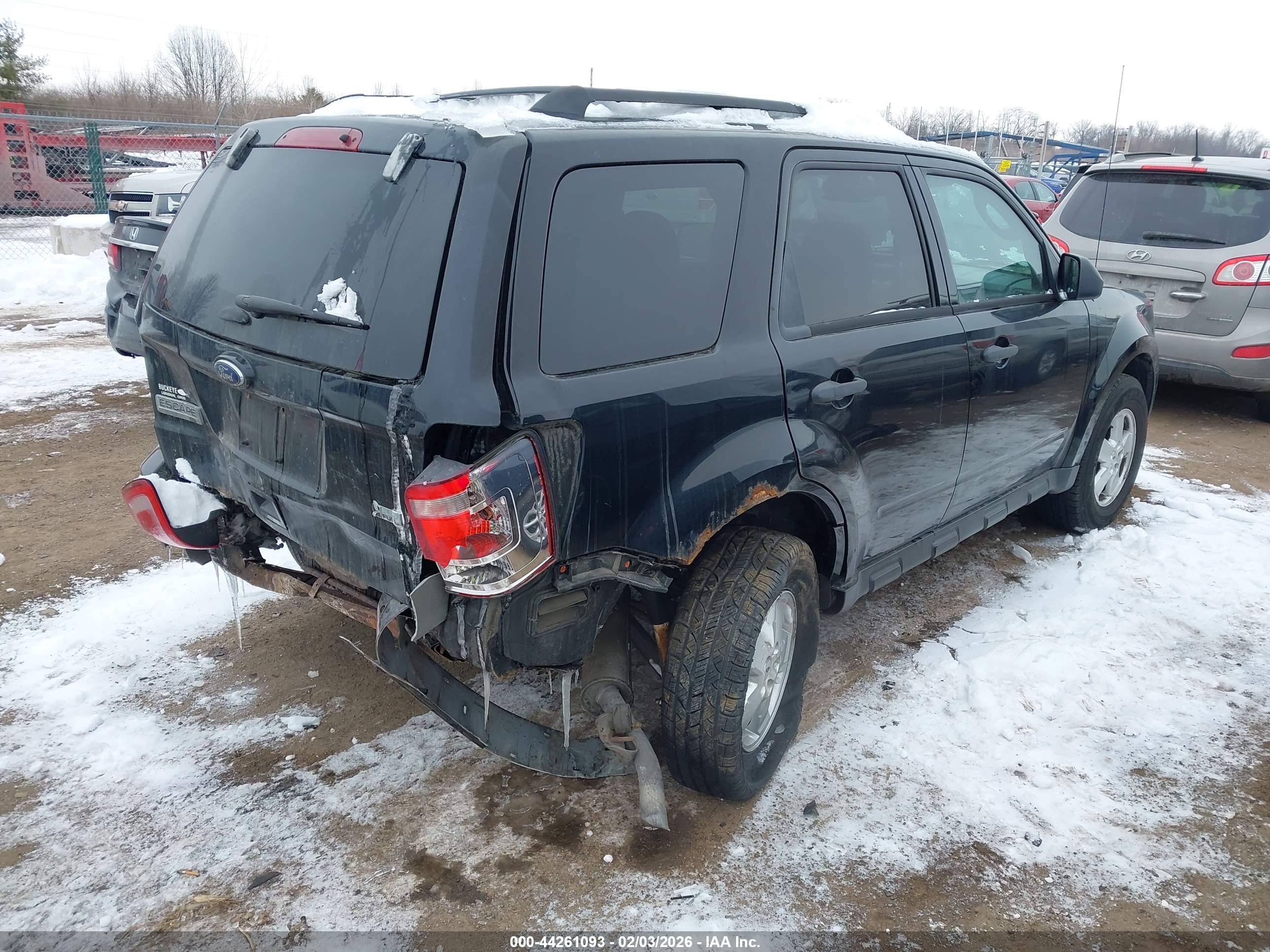 FORD ESCAPE image 4