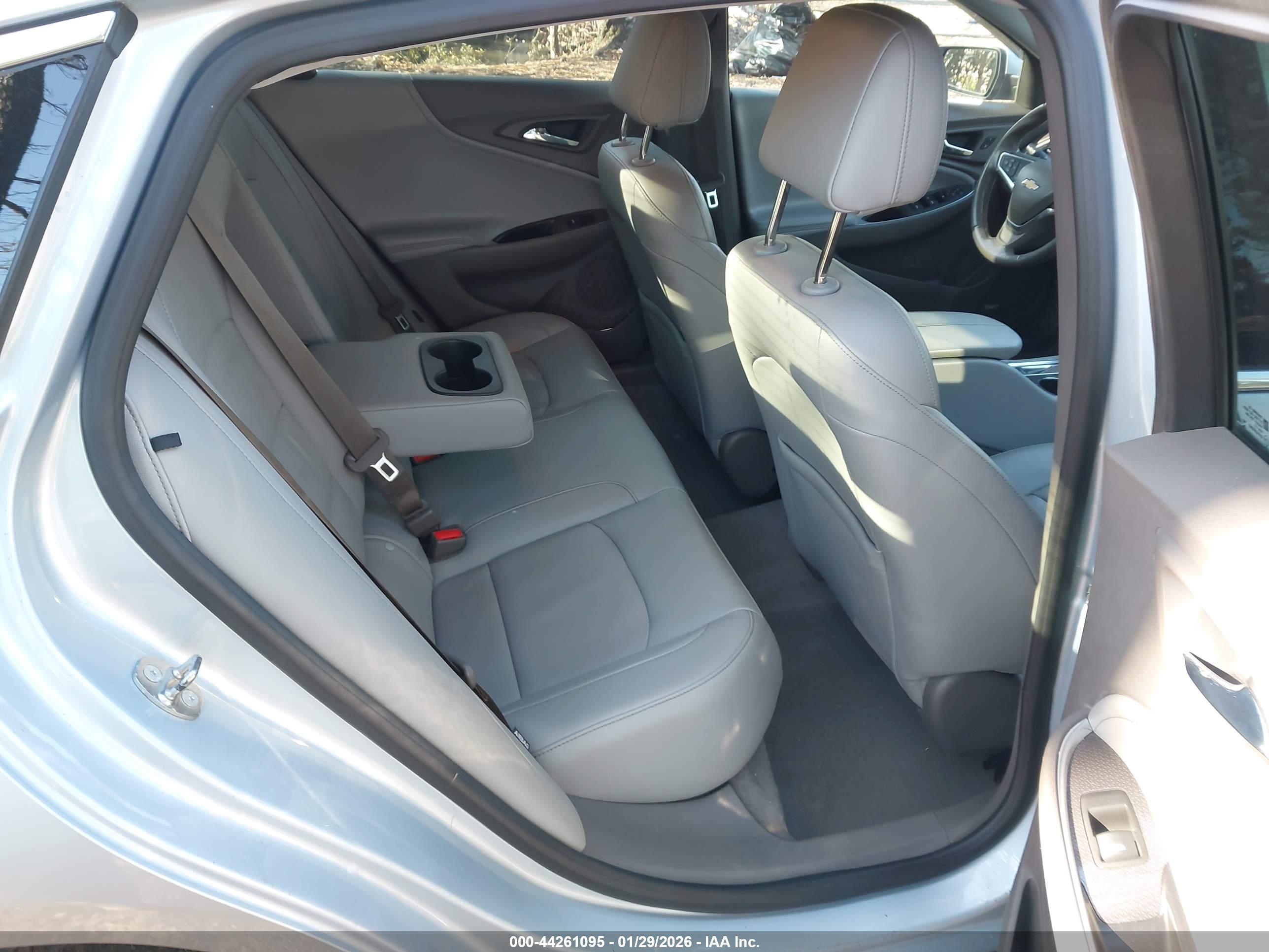 CHEVROLET MALIBU image 8