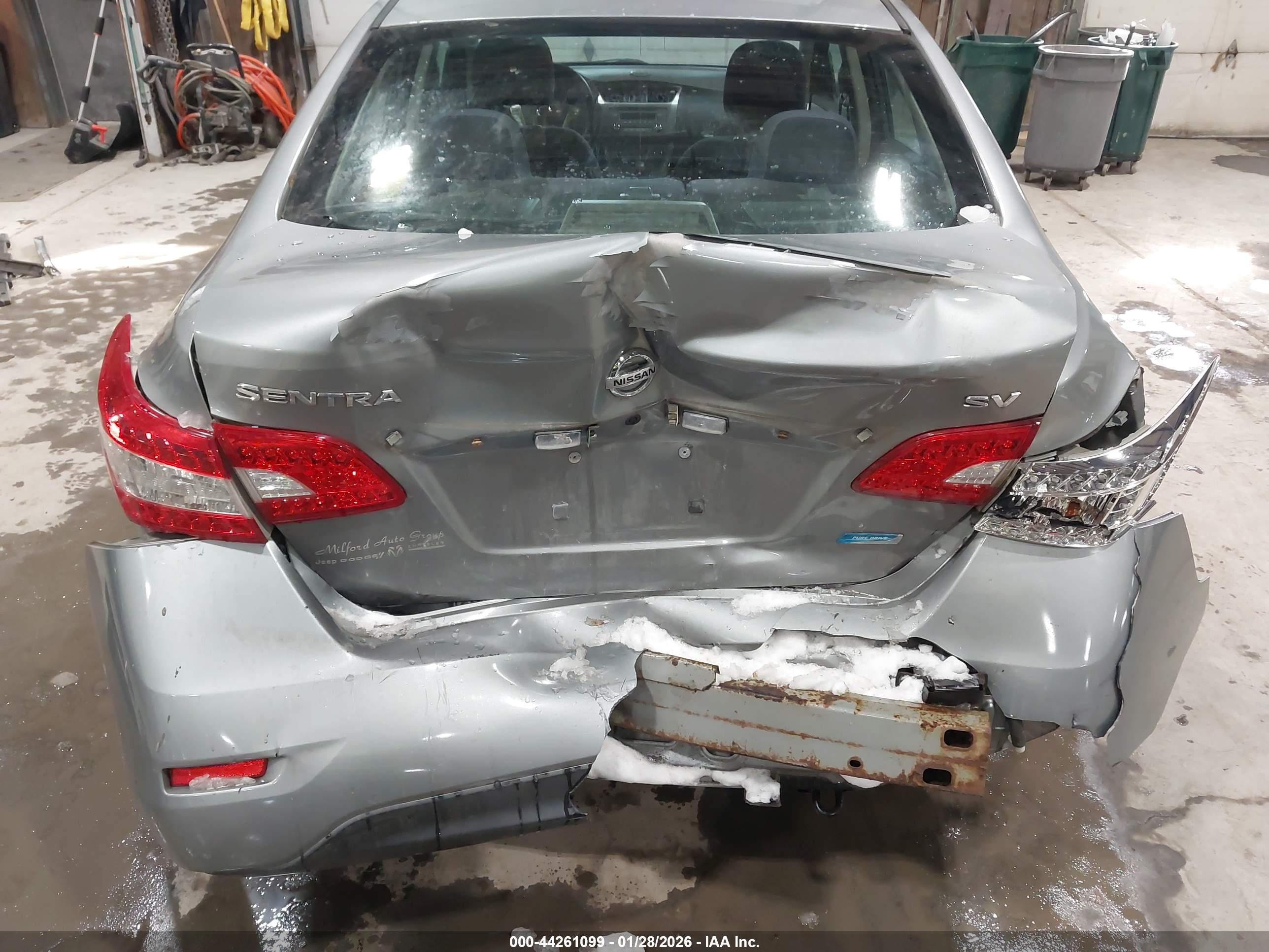 NISSAN SENTRA image 6