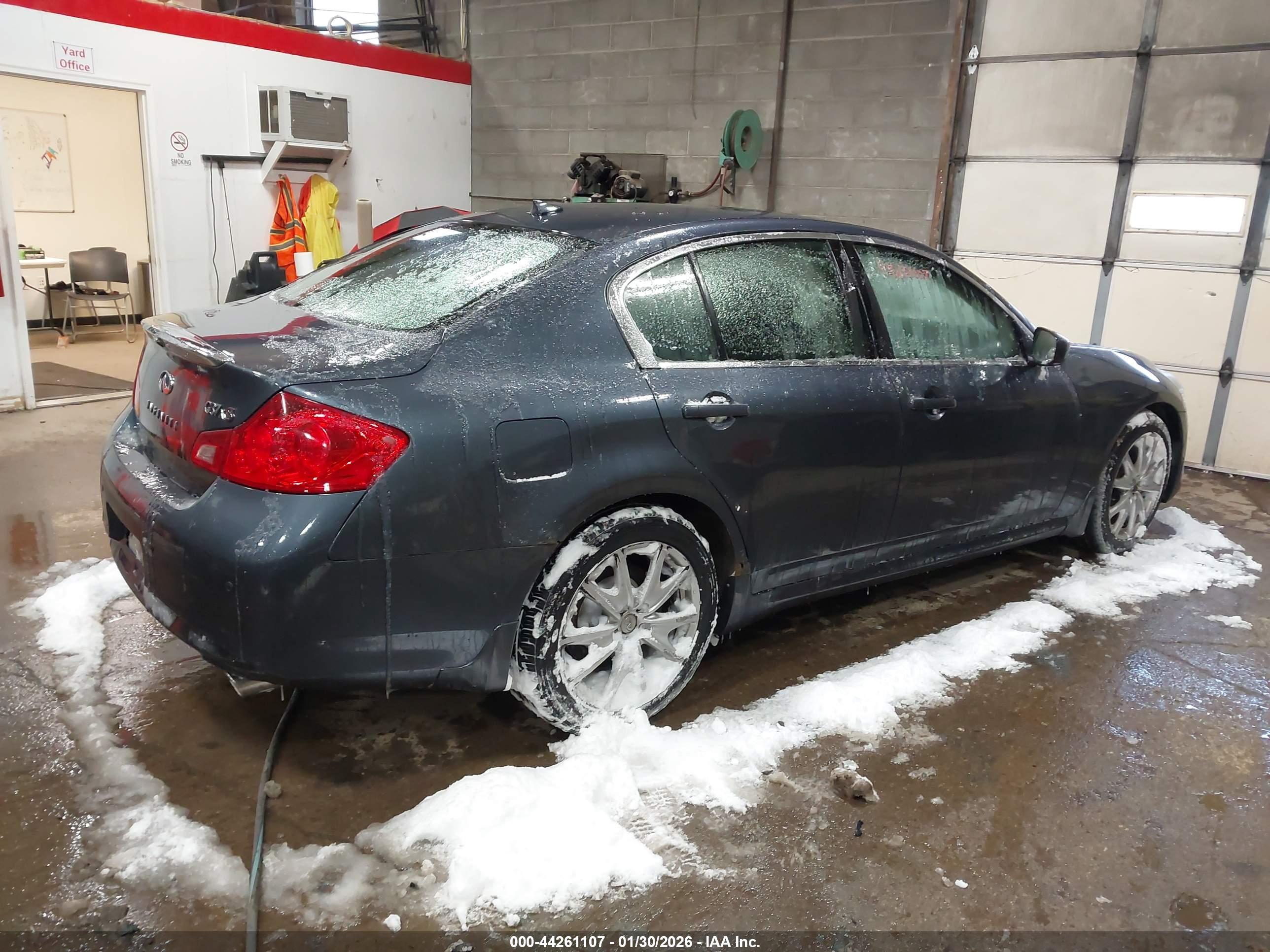 INFINITI G37X image 4