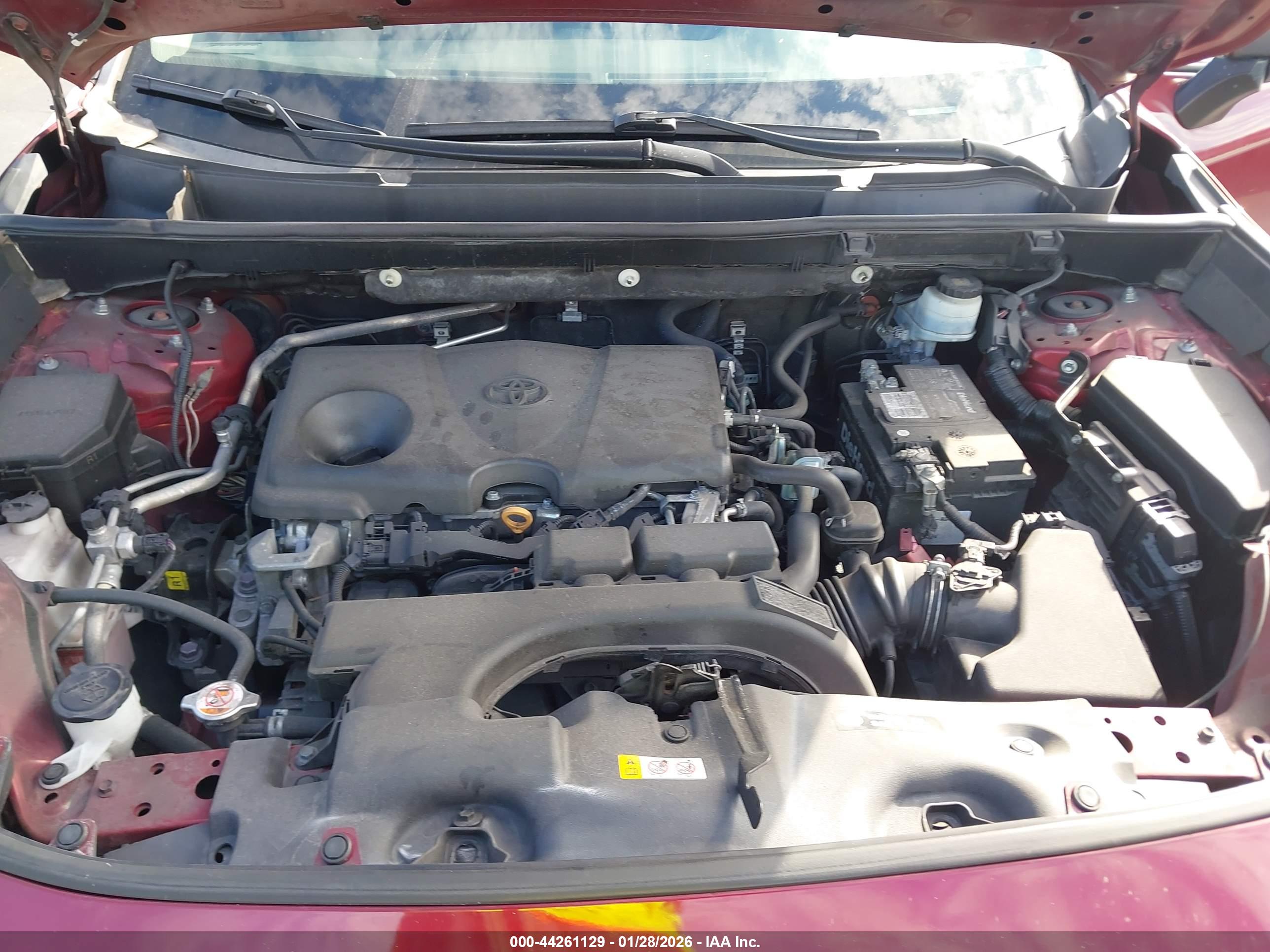 TOYOTA RAV4 image 10