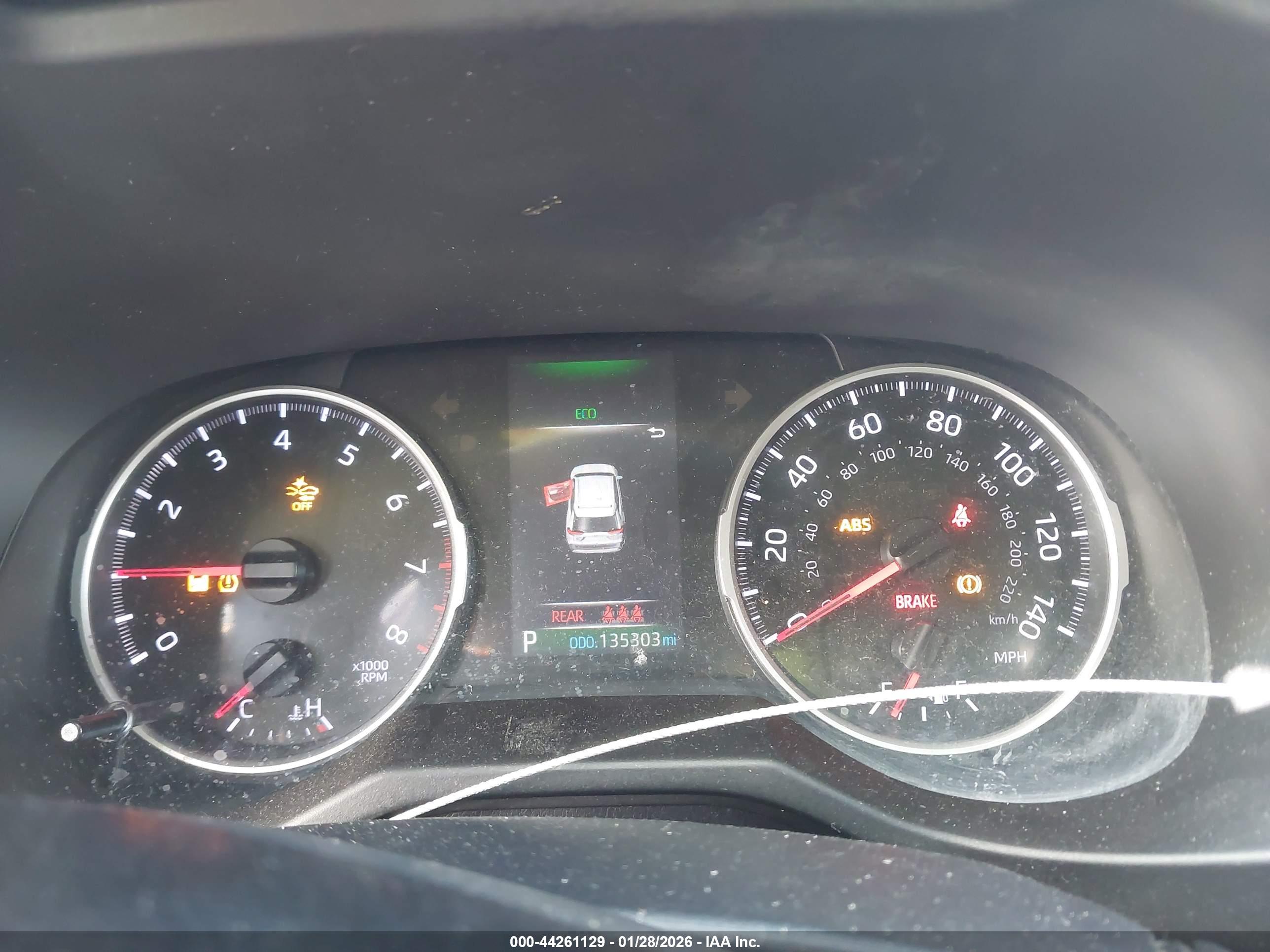 TOYOTA RAV4 image 7