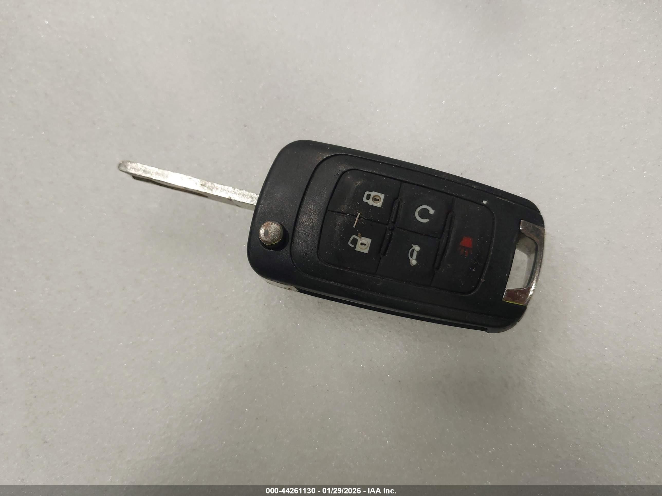 CHEVROLET EQUINOX image 11