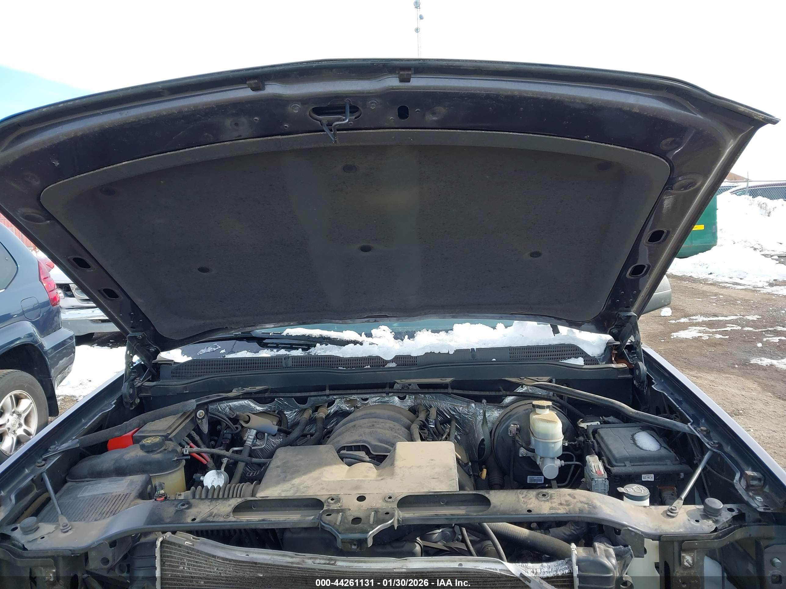 CHEVROLET SILVERADO image 10