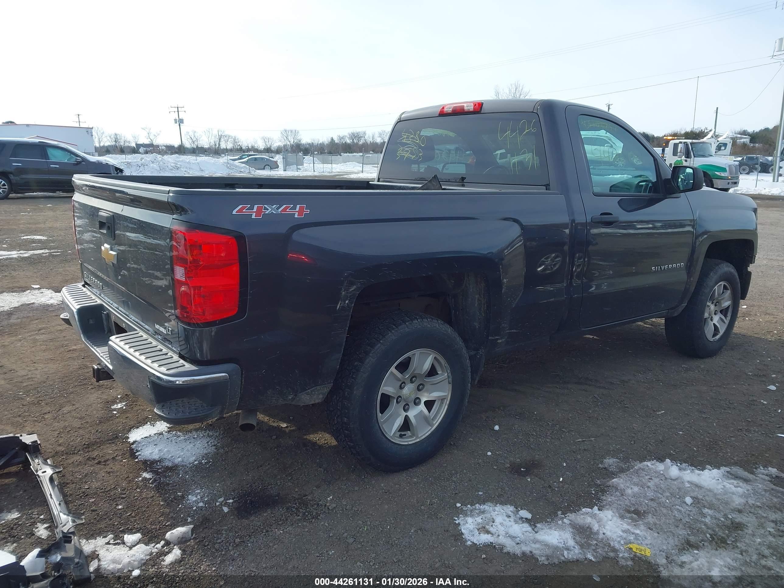 CHEVROLET SILVERADO image 4