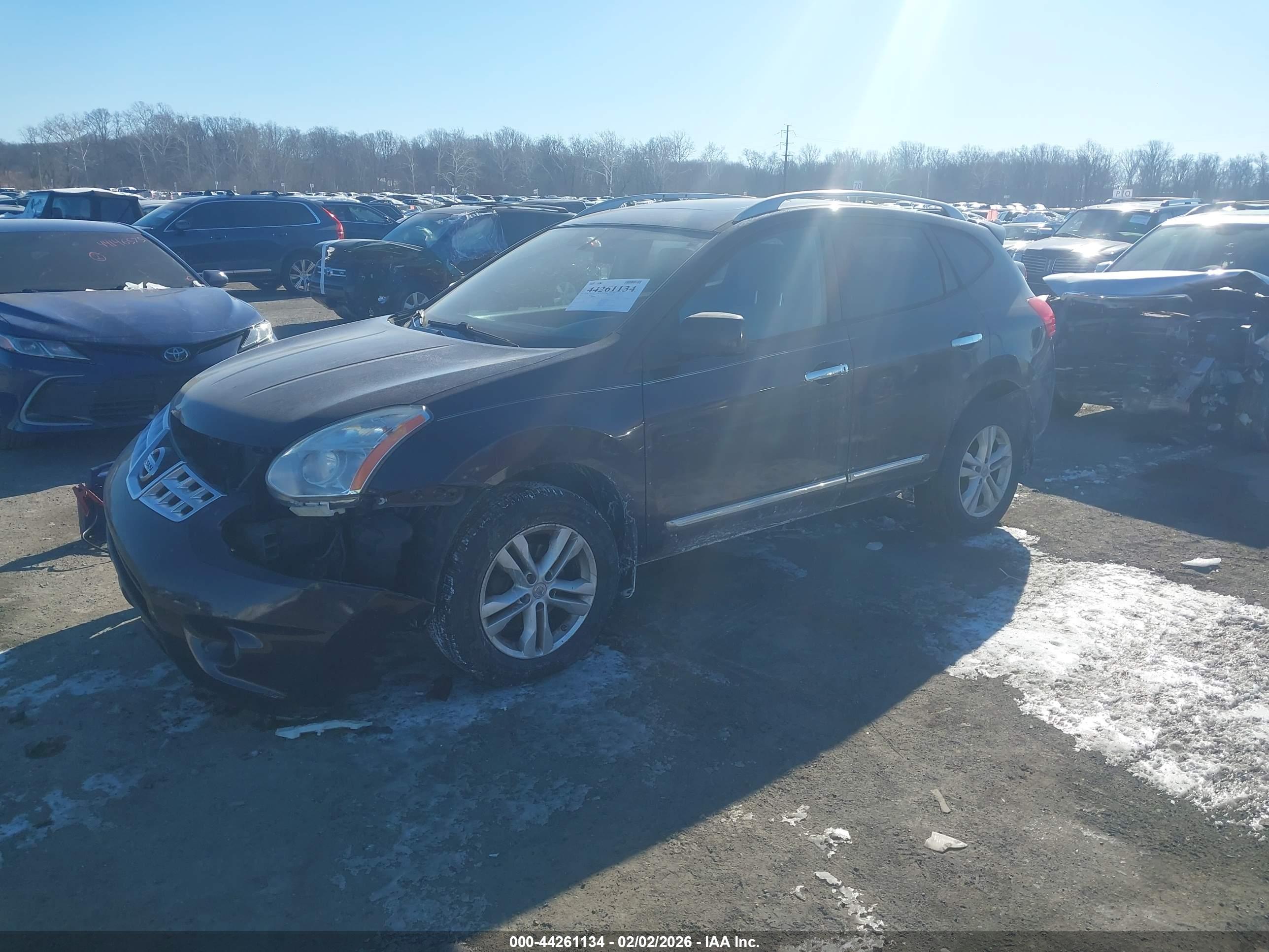 NISSAN ROGUE image 2