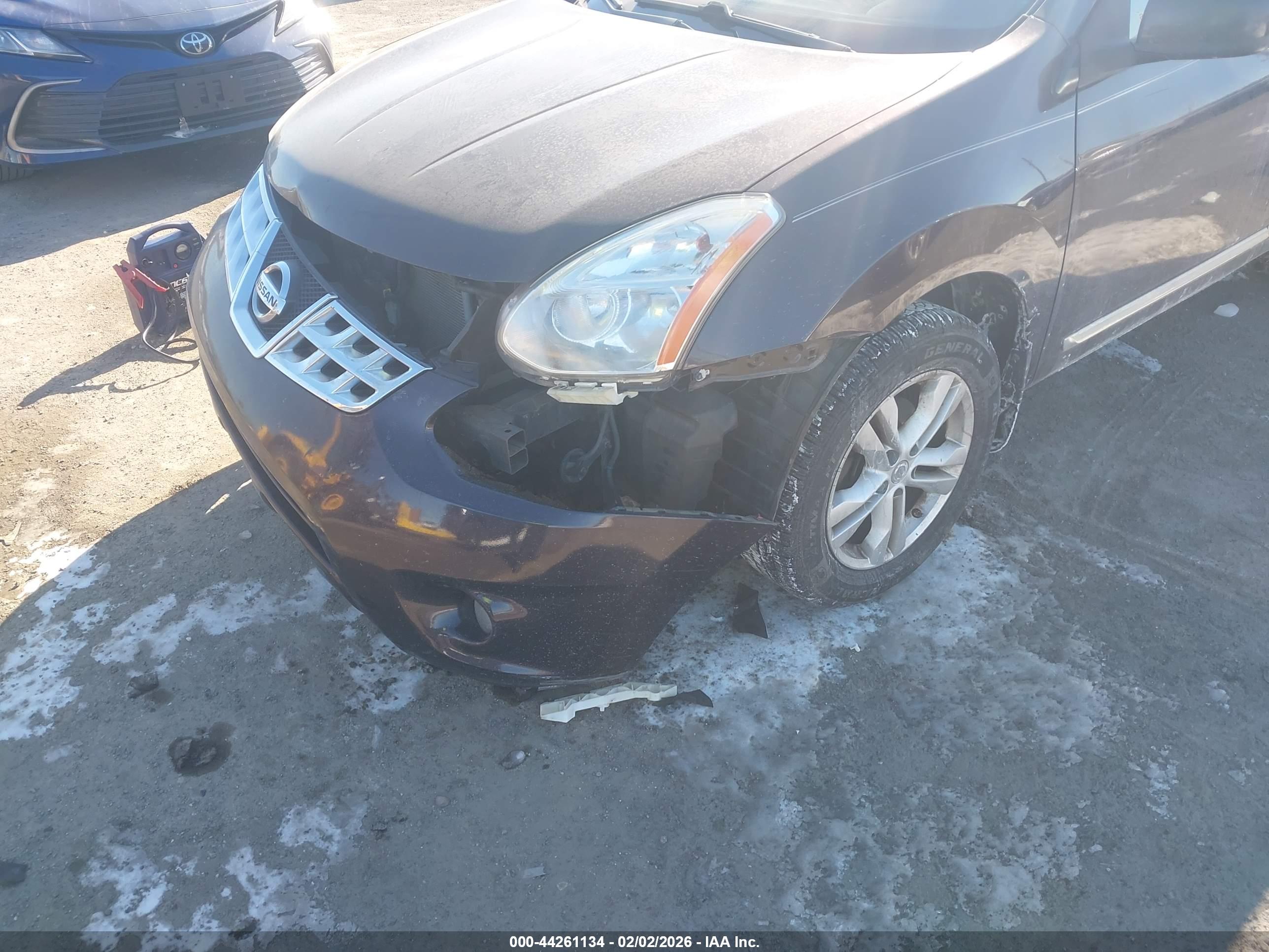 NISSAN ROGUE image 6