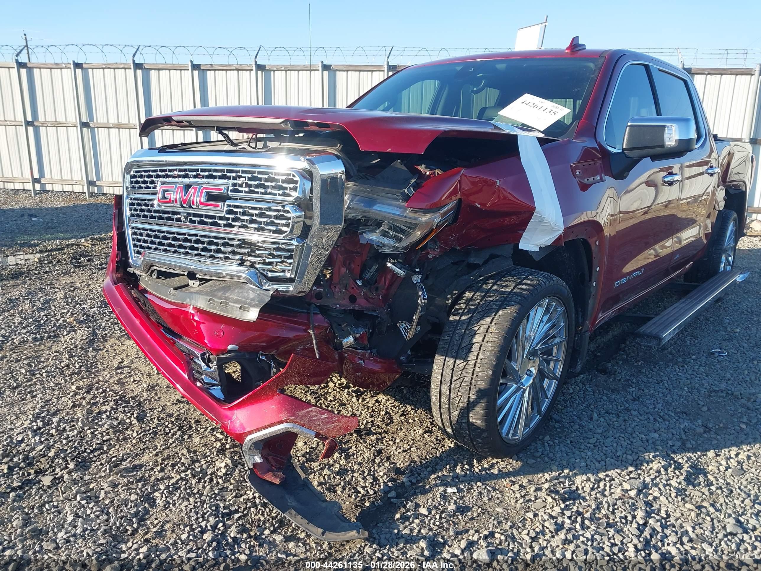 GMC SIERRA image 6