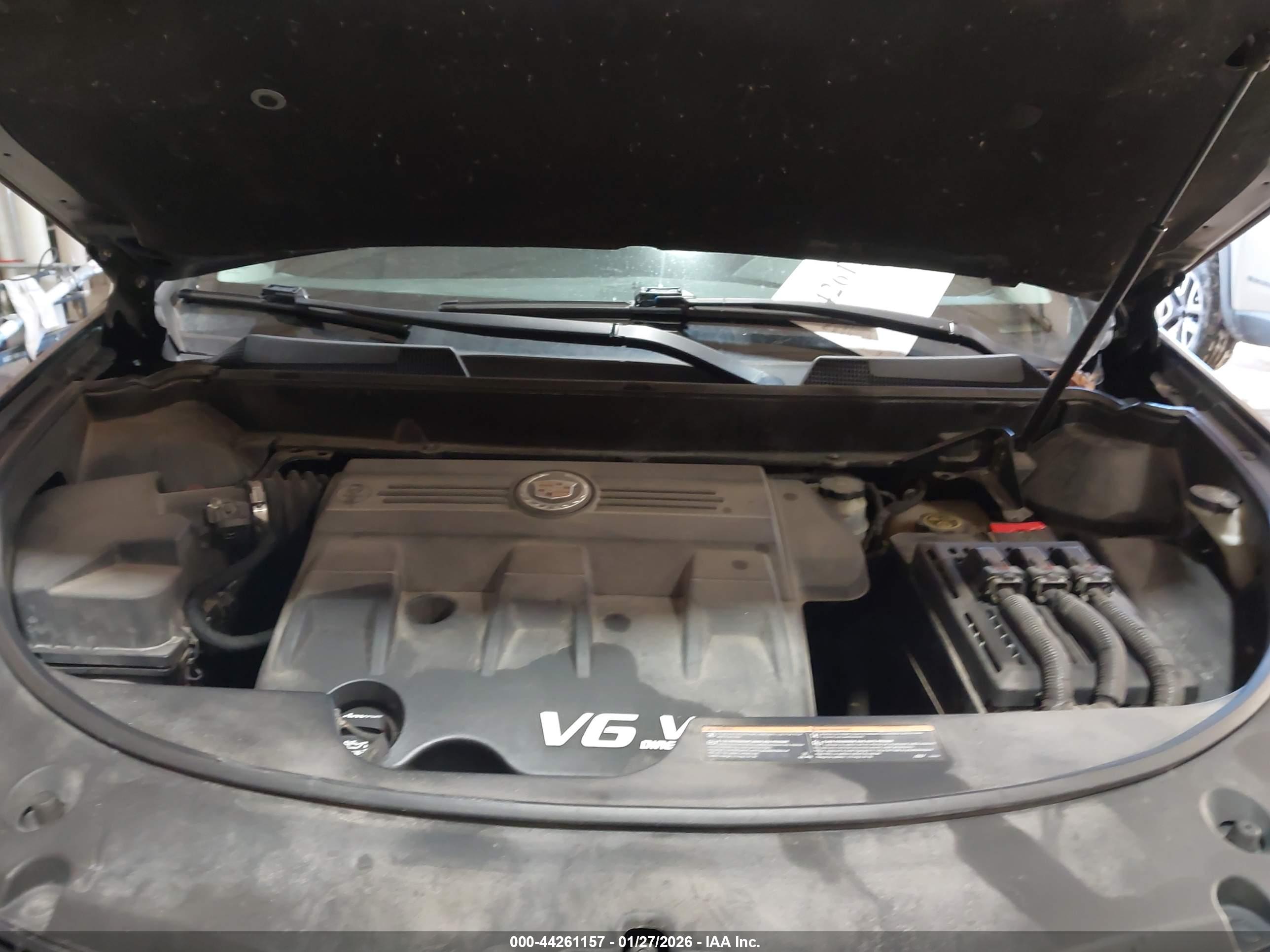 CADILLAC SRX image 10